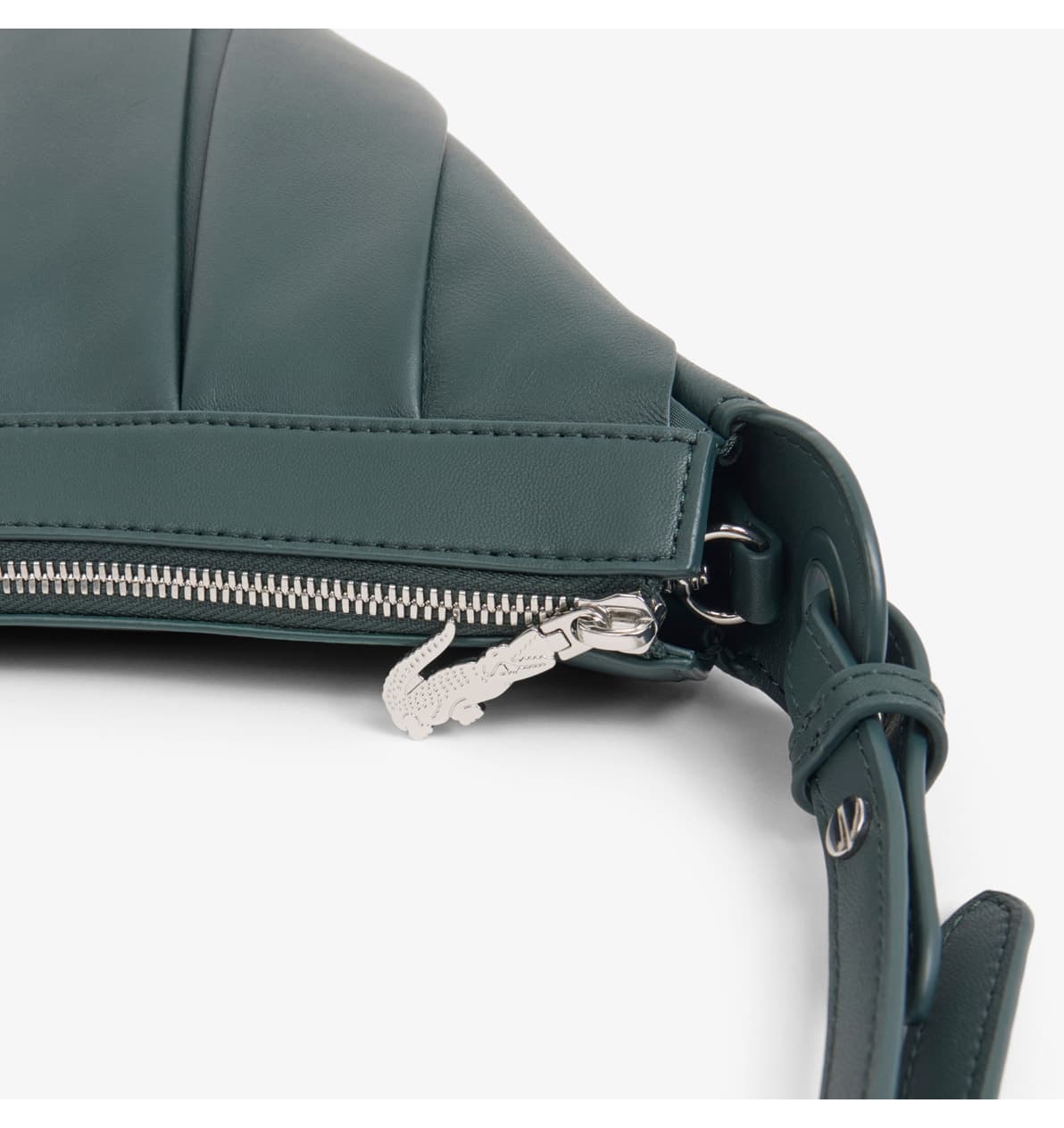 کیف دوشی زنانه چرمی Lacoste مدل Lenglen به رنگ سبز تیره کیف دوشی زنانه چرمی Lacoste مدل Lenglen به رنگ سبز تیره