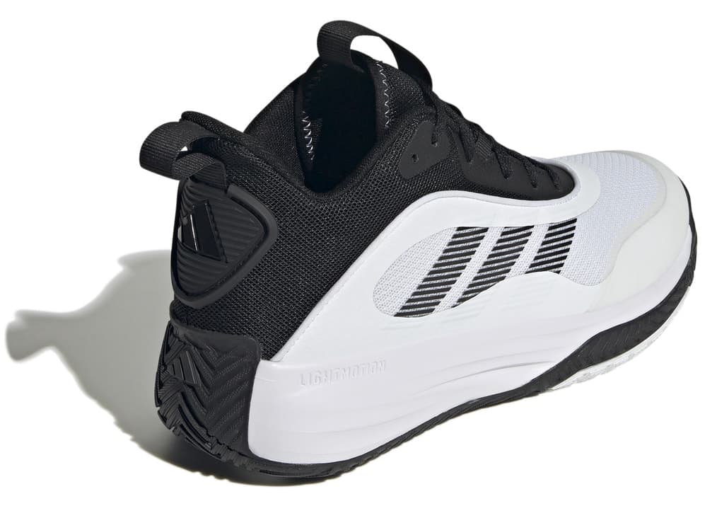 کفش بسکتبال مردانه adidas سفید مدل Ownthe Game 3.0 کفش بسکتبال مردانه adidas سفید مدل Ownthe Game 3.0