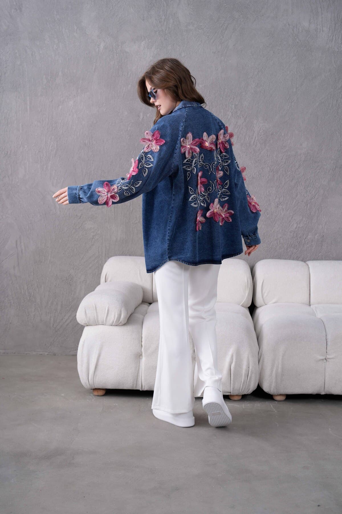 ژاکت کیمونو زنانه Moda Neval جین تور با گلدوزی گل ژاکت کیمونو زنانه Moda Neval جین تور با گلدوزی گل