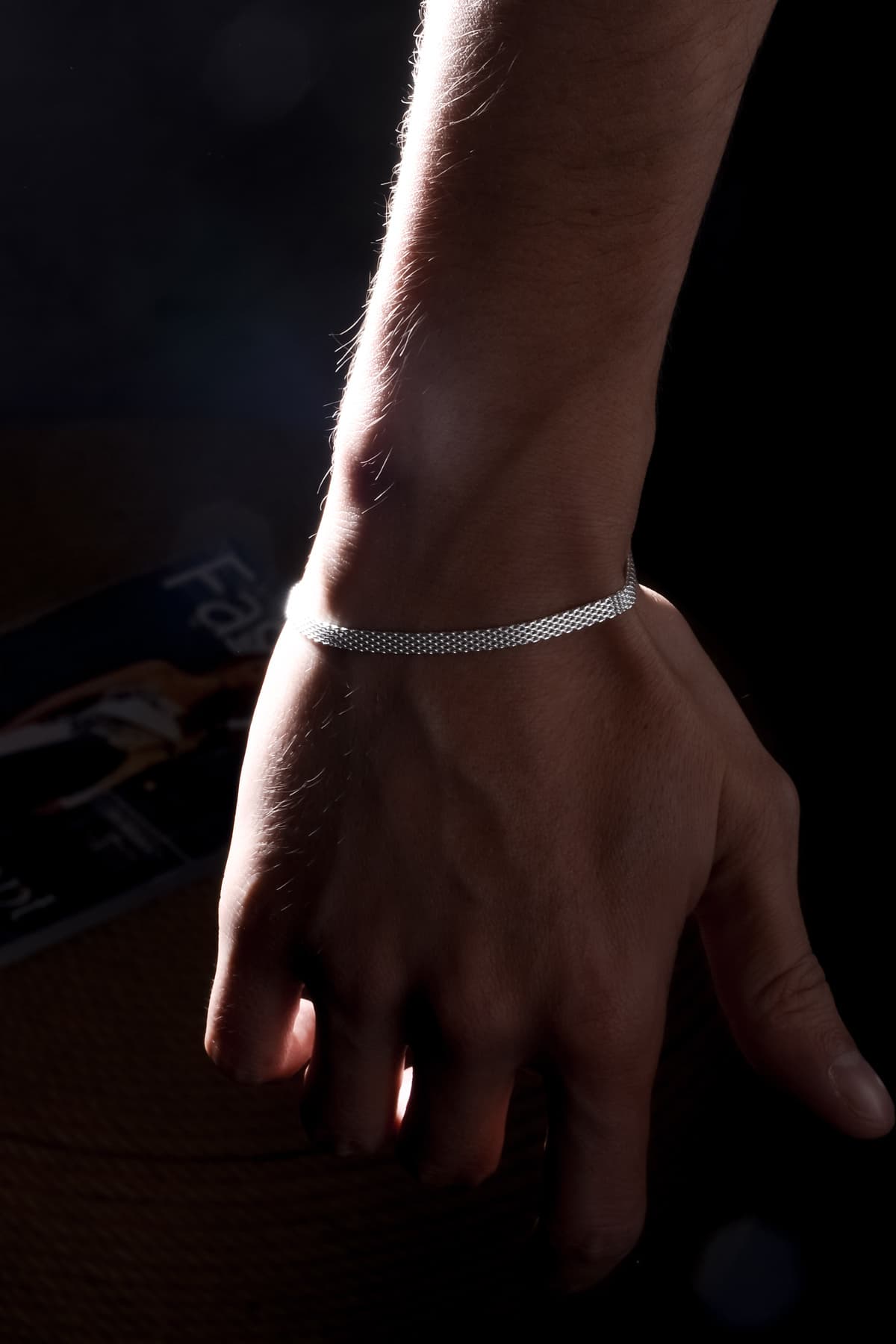 دستبند مردانه Ricco Jewellery نقره 925 طرح Old Money بافت دستبند مردانه Ricco Jewellery نقره 925 طرح Old Money بافت