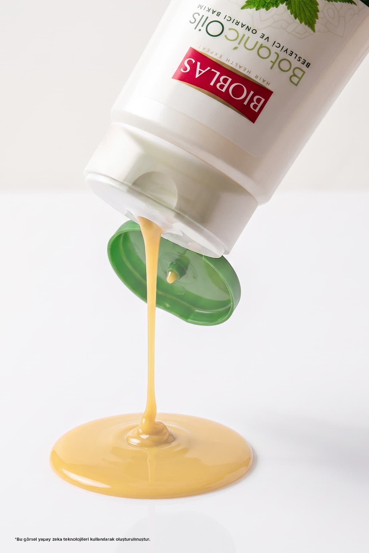 شامپو زنانه Bioblas روغن گزنه تقویتکننده ضد ریزش ضد چرب 360 ml شامپو زنانه Bioblas روغن گزنه تقویتکننده ضد ریزش ضد چرب 360 ml