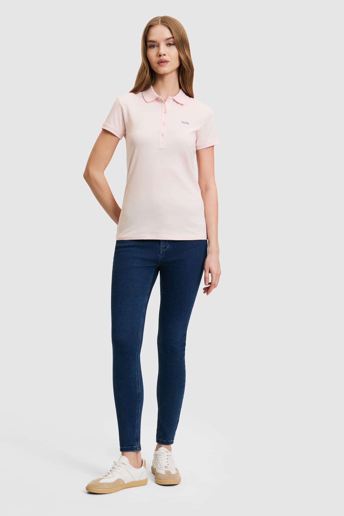 تیشرت یقه پولو زنانه U.S. Polo Assn. صورتی روشن با جزئیات دکمه مدل 50323461-VR078 تیشرت یقه پولو زنانه U.S. Polo Assn. صورتی روشن با جزئیات دکمه مدل 50323461-VR078