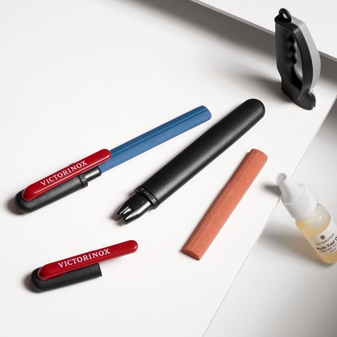 تیزکن یونیسکس Victorinox مدل VT تک سایز تیزکن یونیسکس Victorinox مدل VT تک سایز