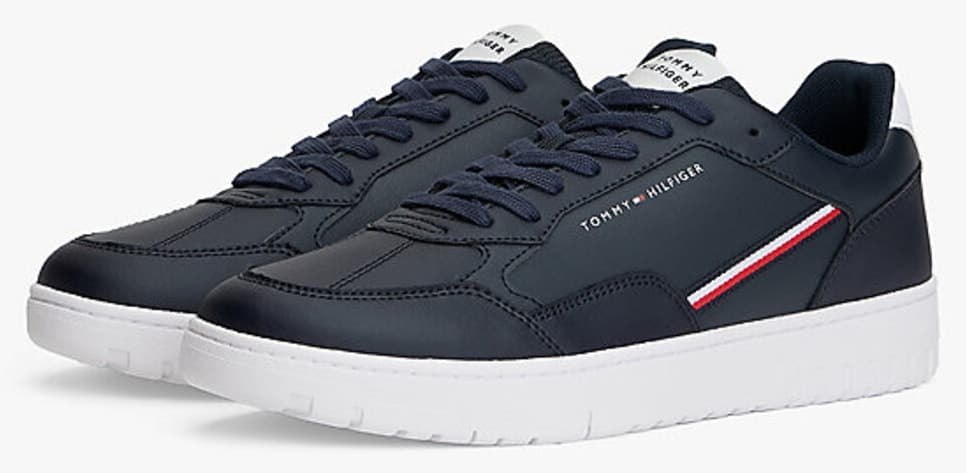کفش کتانی مردانه Tommy Hilfiger Basket Core Stripe ساق کوتاه آبی صحرایی کفش کتانی مردانه Tommy Hilfiger Basket Core Stripe ساق کوتاه آبی صحرایی