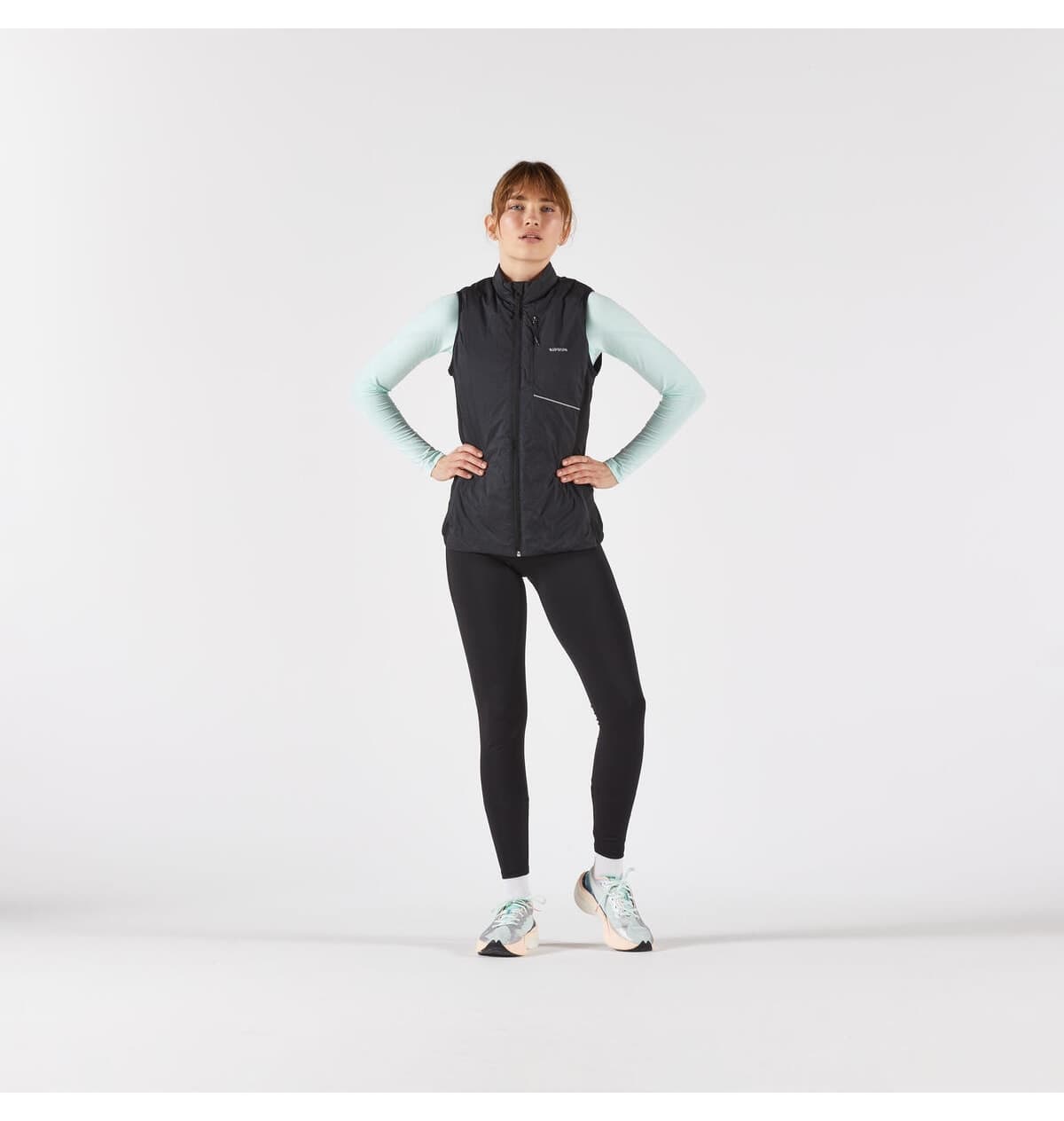 جلیقه دویدن زنانه Decathlon Kiprun مشکی مدل SM 500 Run Warm جلیقه دویدن زنانه Decathlon Kiprun مشکی مدل SM 500 Run Warm