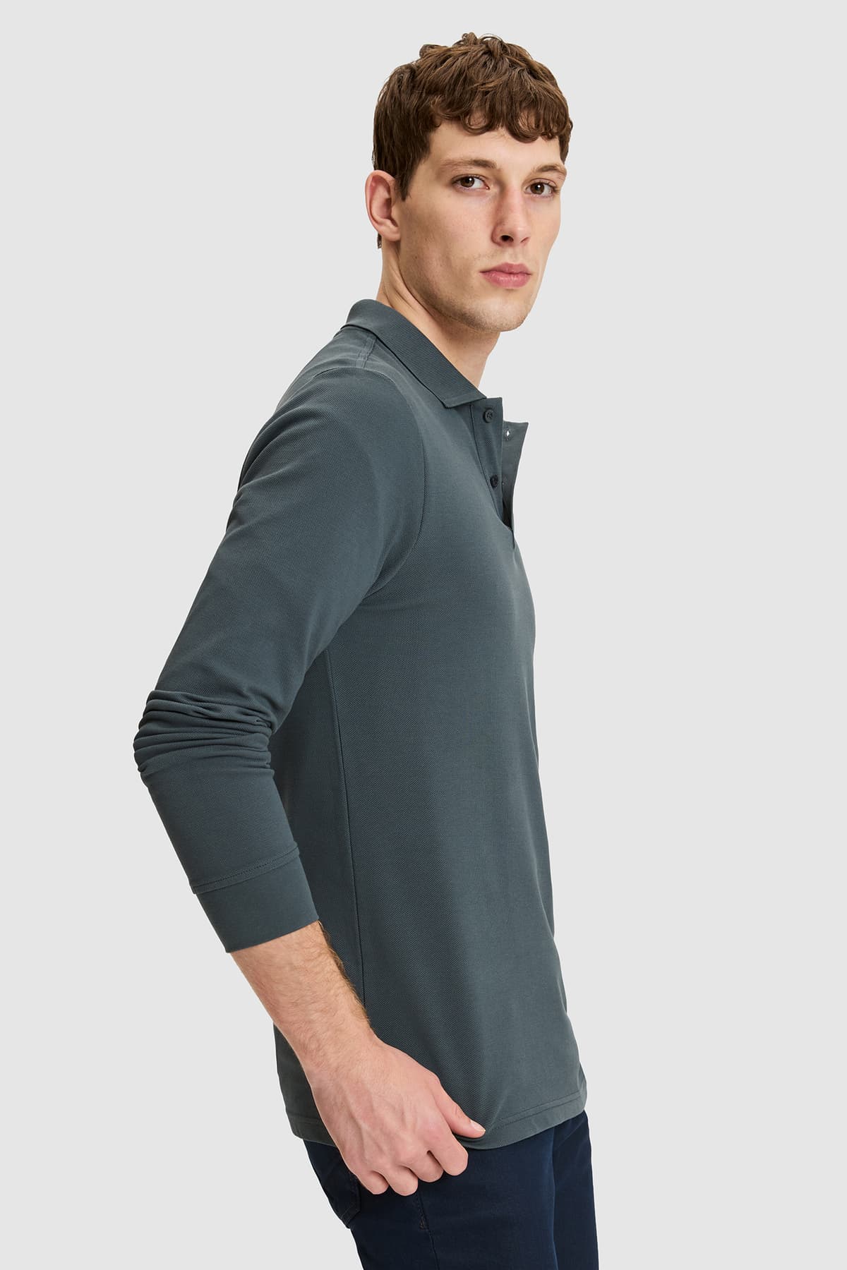 سوئیشرت مردانه U.S. Polo Assn. خاکستری یقه پولو فیت معمولی نخی %100 مدل 50329450-VR076 سوئیشرت مردانه U.S. Polo Assn. خاکستری یقه پولو فیت معمولی نخی %100 مدل 50329450-VR076