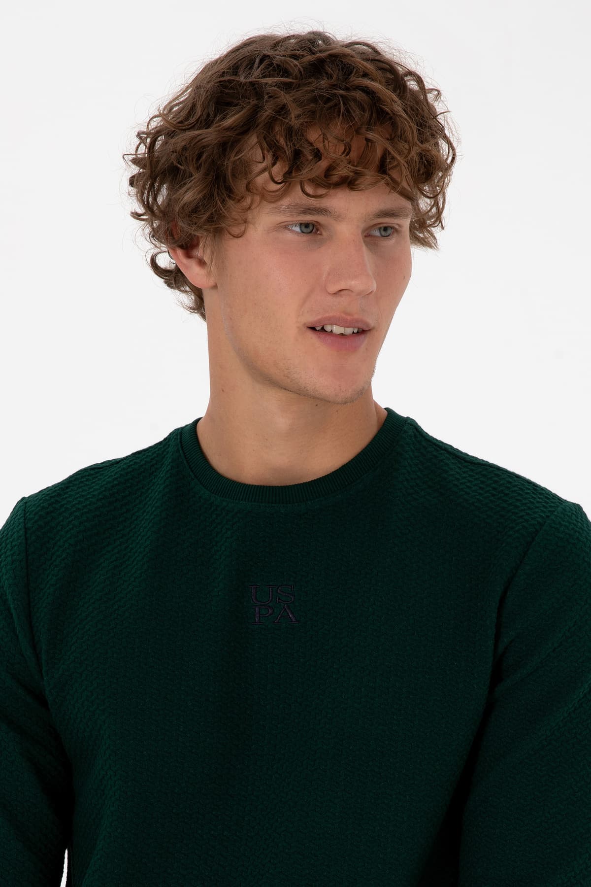 سوئیشرت مردانه U.S. Polo Assn. فیت معمولی یقه گرد سبز تیره مدل 50308649-VR079 سوئیشرت مردانه U.S. Polo Assn. فیت معمولی یقه گرد سبز تیره مدل 50308649-VR079