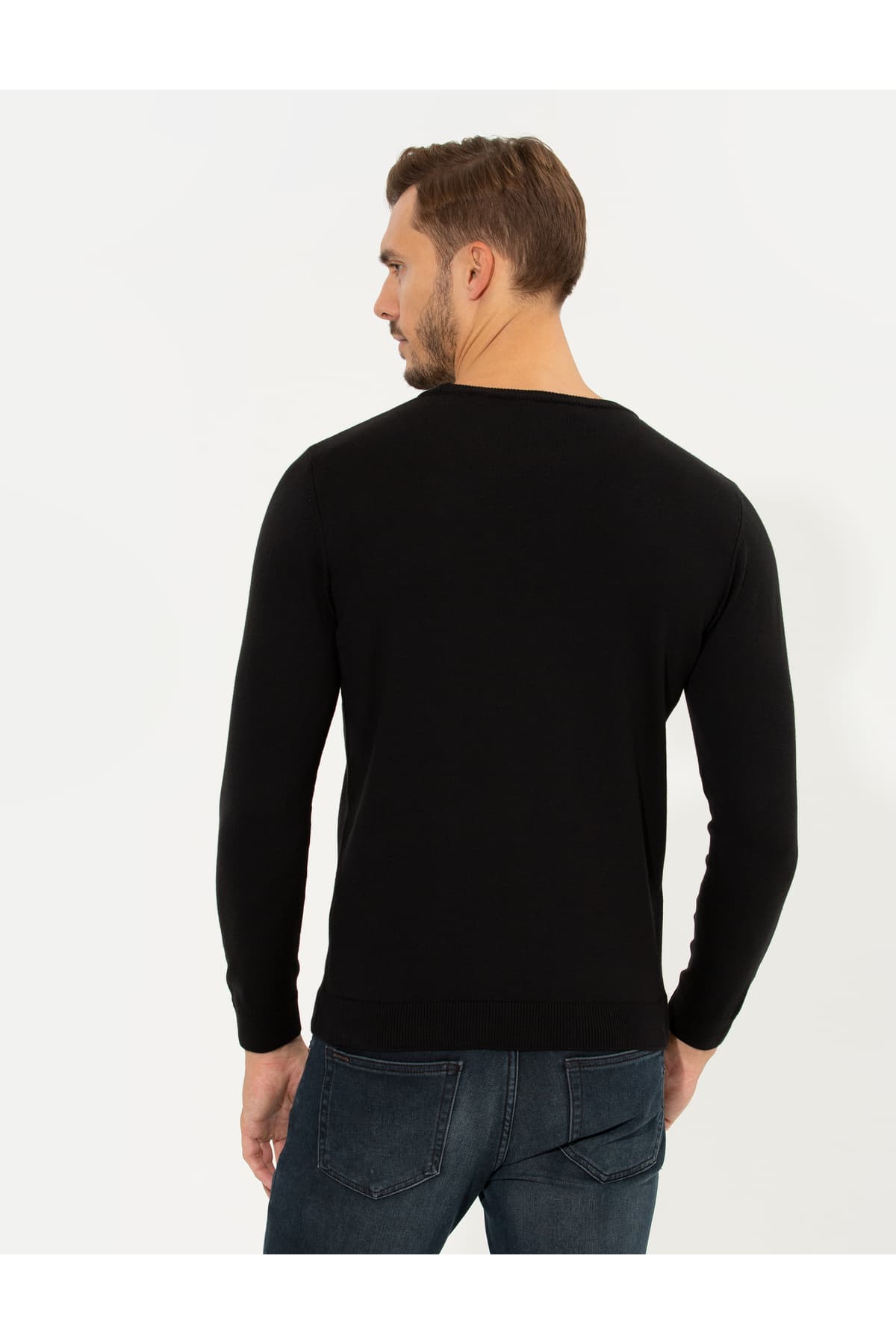 پلیور مردانه Pierre Cardin بافت یقه گرد مشکی اسلیم فیت مدل 50258653-VR046 پلیور مردانه Pierre Cardin بافت یقه گرد مشکی اسلیم فیت مدل 50258653-VR046