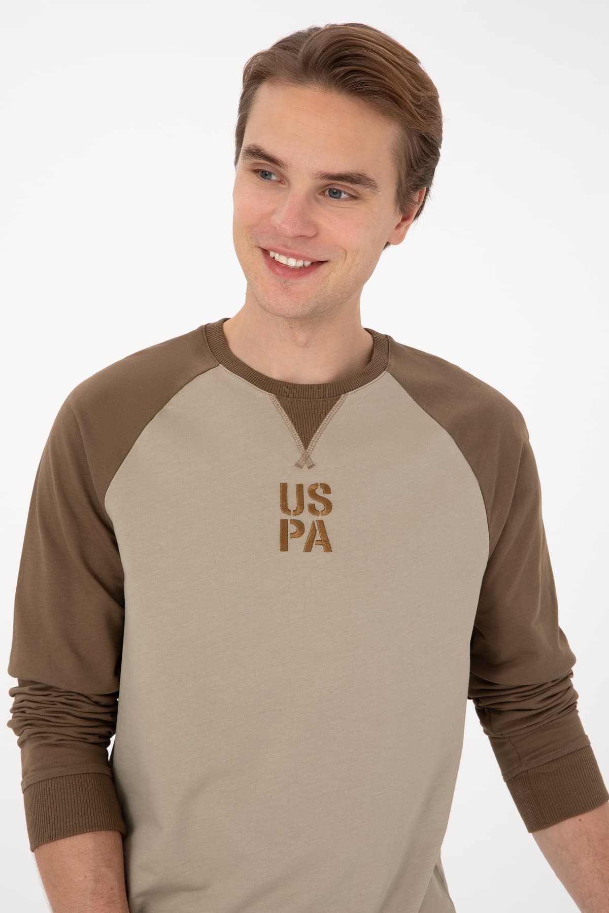 سوئیشرت مردانه U.S. Polo Assn. یقه گرد فیت معمولی خاکی نازک مدل 50315420-VR027 سوئیشرت مردانه U.S. Polo Assn. یقه گرد فیت معمولی خاکی نازک مدل 50315420-VR027