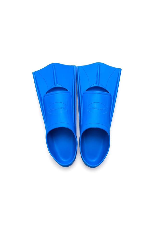 فین شنا کودکان و بزرگسالان Bestway برای استخر و دریا آبی مدل 01 فین شنا کودکان و بزرگسالان Bestway برای استخر و دریا آبی مدل 01