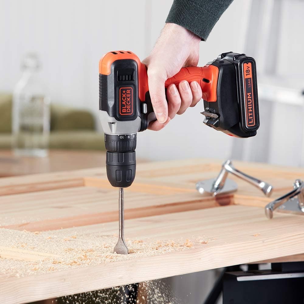 دریل پیچگوشتی شارژی BLACK+DECKER لیتیومیون 18V 1.5Ah نارنجی/مشکی مدل BCD001C1-GB با ضمانت 2 ساله دریل پیچگوشتی شارژی BLACK+DECKER لیتیومیون 18V 1.5Ah نارنجی/مشکی مدل BCD001C1-GB با ضمانت 2 ساله