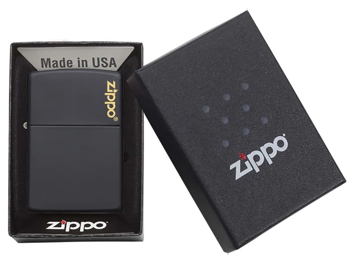 فندک Zippo مشکی مات با لوگو مدل 218-067278 فندک Zippo مشکی مات با لوگو مدل 218-067278