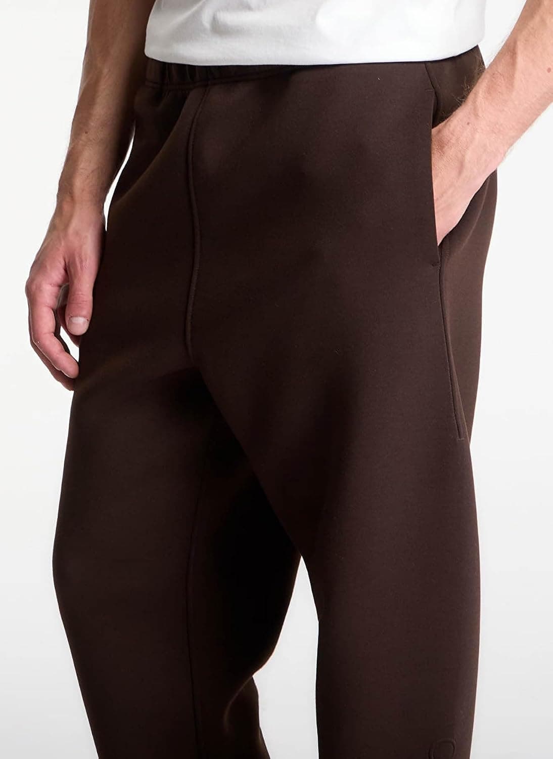 شلوار گرمکن مردانه Calvin Klein قهوهای مدل 5003404845 شلوار گرمکن مردانه Calvin Klein قهوهای مدل 5003404845