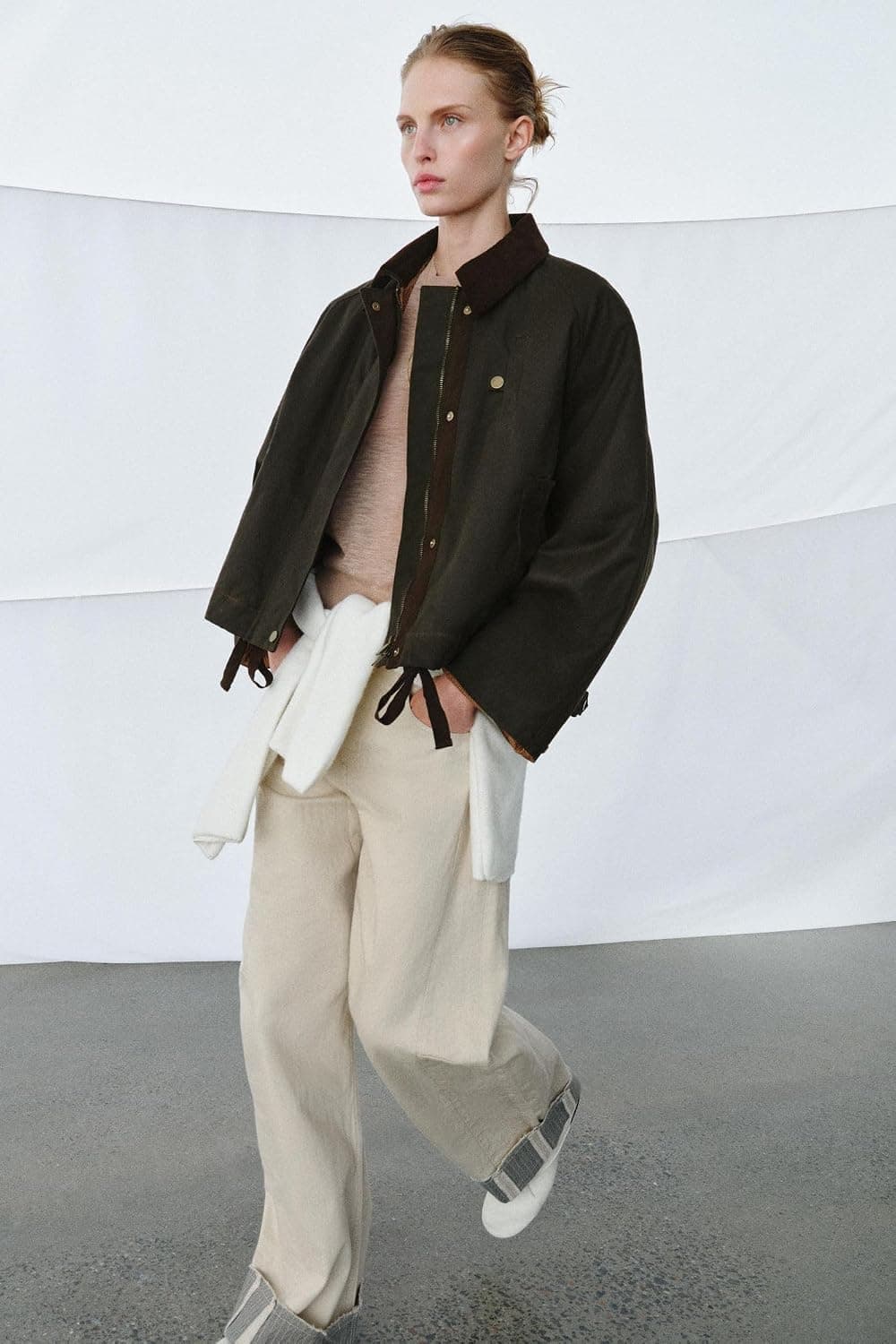 کت زنانه ZARA ZW Collection خاکی سایز XS کت زنانه ZARA ZW Collection خاکی سایز XS