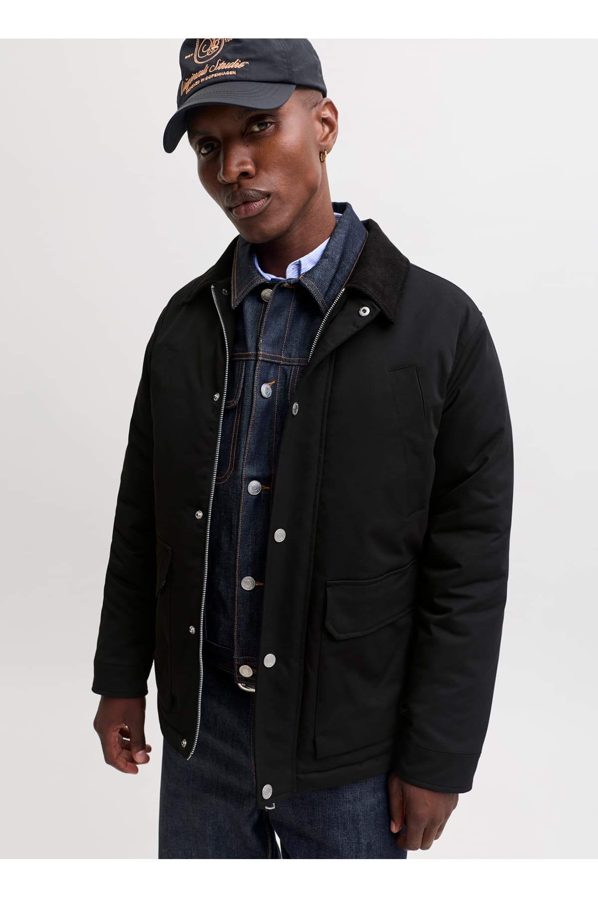 ژاکت مردانه Jack & Jones مشکی Barn Jacket مدل 12301609 JORNORREBRO ژاکت مردانه Jack & Jones مشکی Barn Jacket مدل 12301609 JORNORREBRO