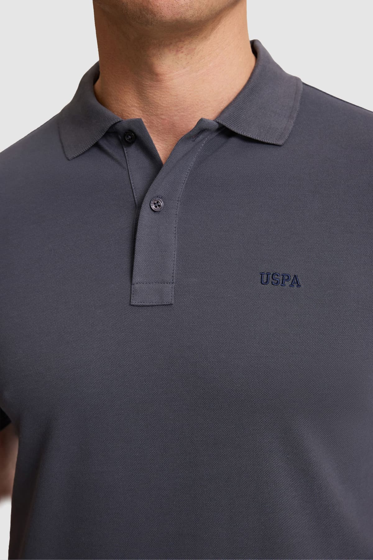 تیشرت مردانه U.S. Polo Assn. آنتراسیت یقه پولو فیت معمولی مدل 50326963-VR006 تیشرت مردانه U.S. Polo Assn. آنتراسیت یقه پولو فیت معمولی مدل 50326963-VR006