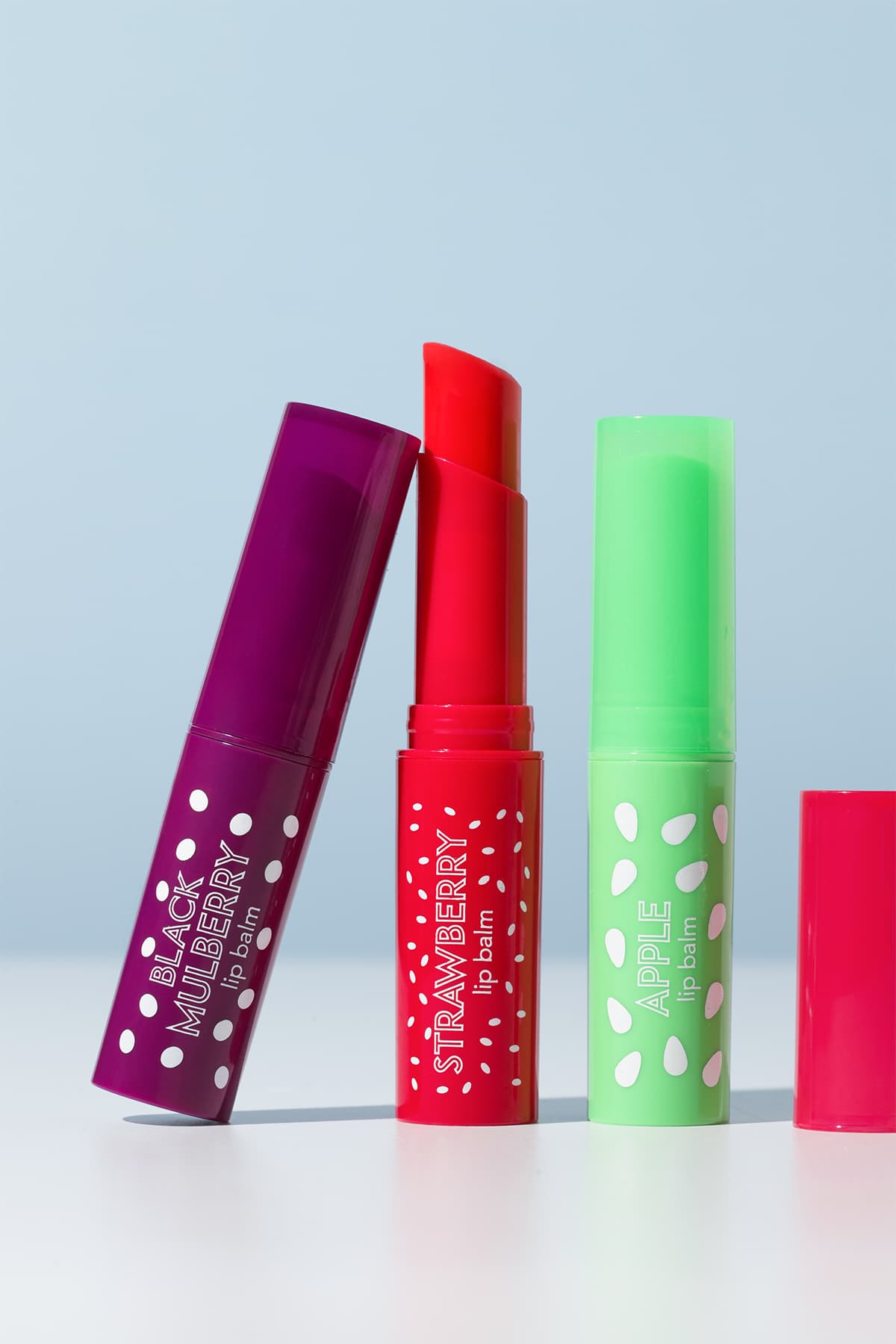 بالم لب رنگی Flormar کره شی و کاکائو مدل Lip Balm-004 Coconut بالم لب رنگی Flormar کره شی و کاکائو مدل Lip Balm-004 Coconut