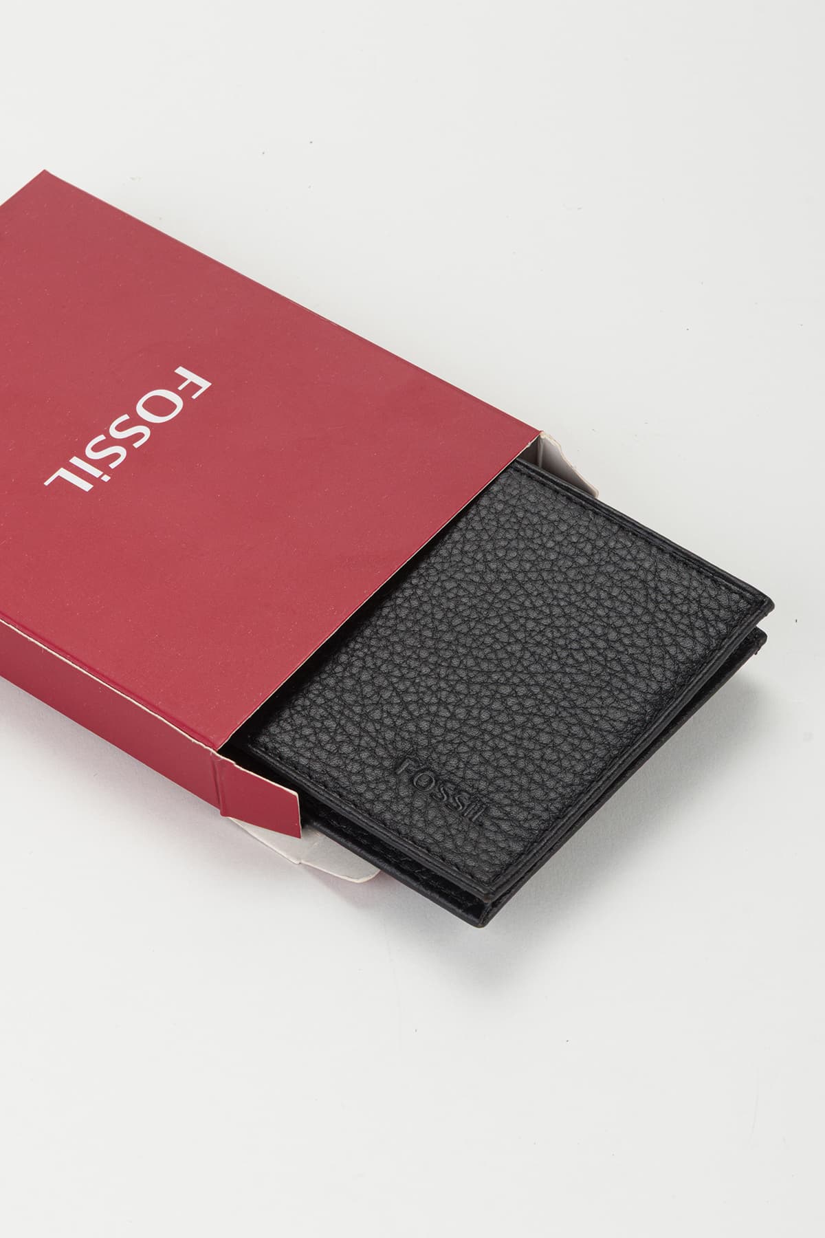 کیف پول مردانه Fossil چرم طبیعی افقی مدل Extra Basic کیف پول مردانه Fossil چرم طبیعی افقی مدل Extra Basic
