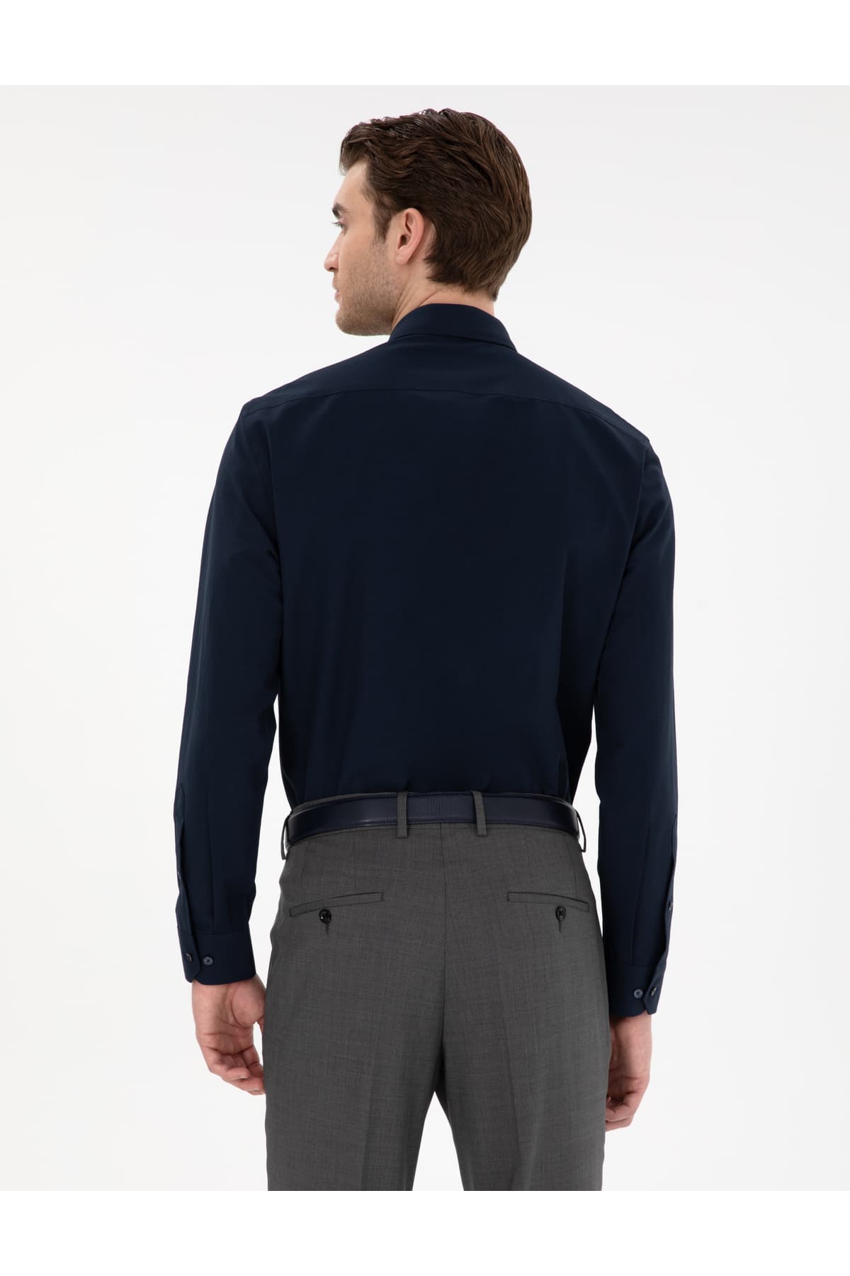 پیراهن مردانه Pierre Cardin سورمهای فیت اسلیم آستین بلند مدل 50307297-VR033 پیراهن مردانه Pierre Cardin سورمهای فیت اسلیم آستین بلند مدل 50307297-VR033