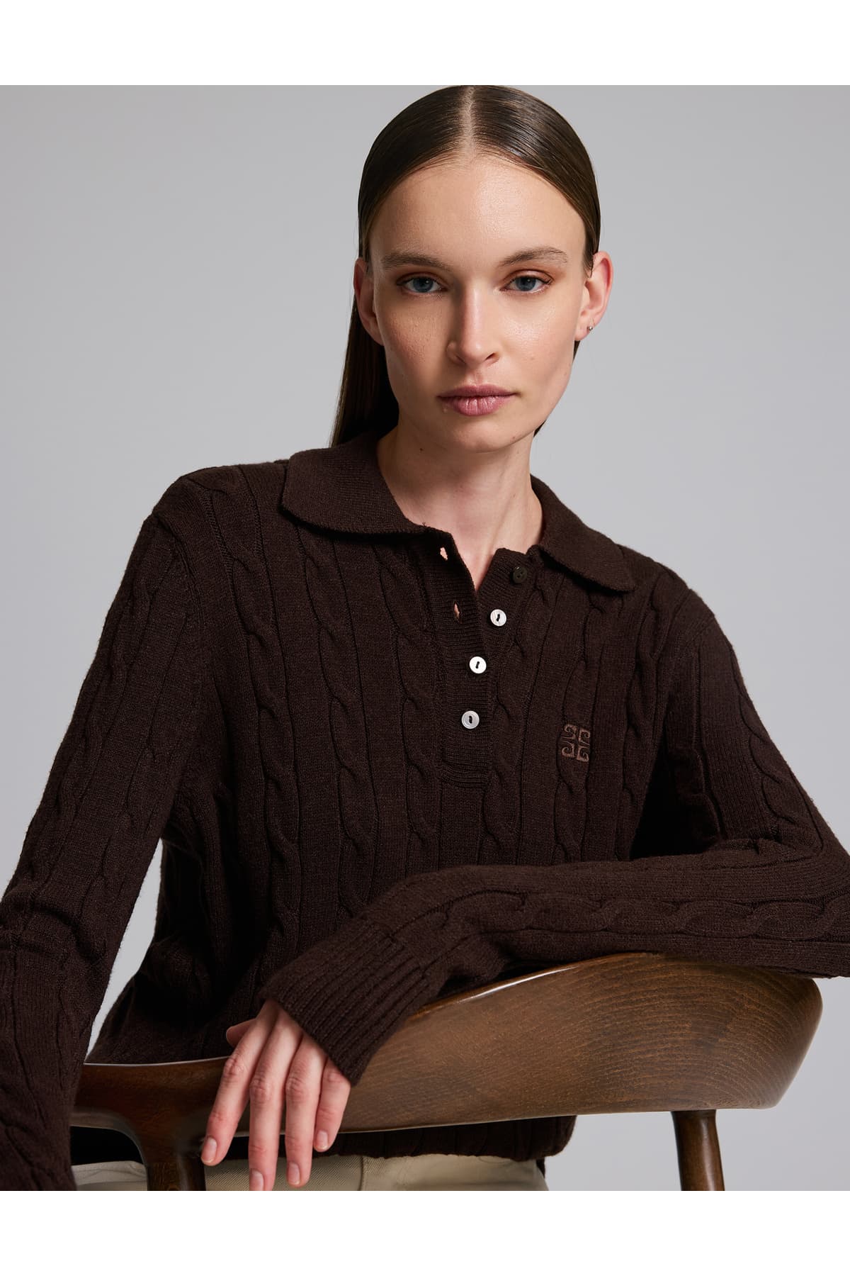 پلیور زنانه Pierre Cardin قهوهای فیت معمولی بیسیک مدل 50331499-VR029 پلیور زنانه Pierre Cardin قهوهای فیت معمولی بیسیک مدل 50331499-VR029