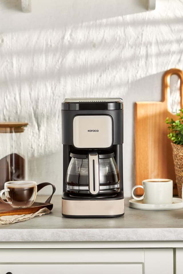 دستگاه قهوهساز فیلتری و چایساز Karaca Just Coffee Aroma 2 In 1 بژ دستگاه قهوهساز فیلتری و چایساز Karaca Just Coffee Aroma 2 In 1 بژ