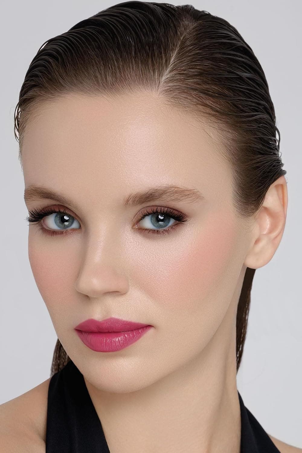 رژ لب مرطوبکننده Golden Rose براق ابریشمی شماره 204 بسته ۲ عددی رژ لب مرطوبکننده Golden Rose براق ابریشمی شماره 204 بسته ۲ عددی