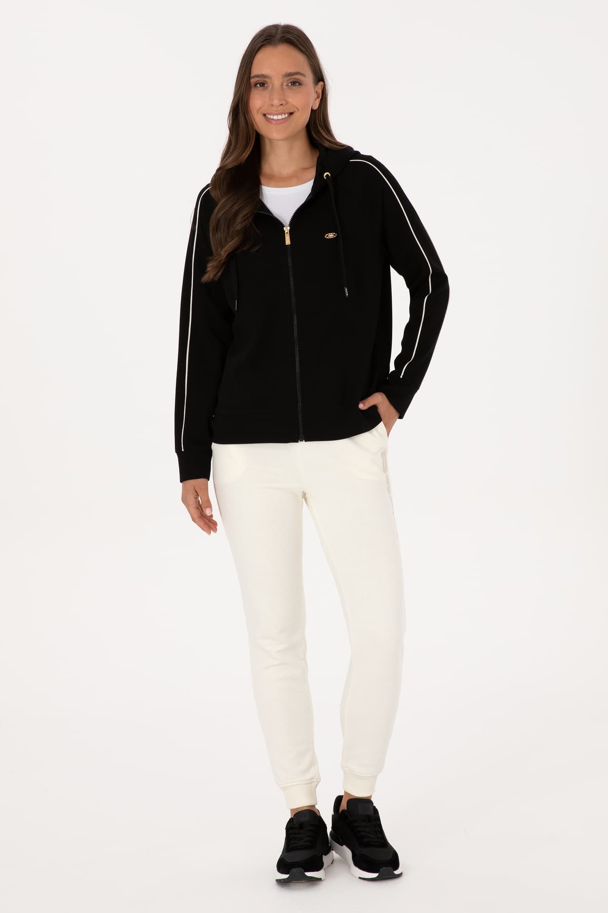سویشرت زنانه U.S. Polo Assn. مشکی کلاهدار با زیپ مدل 50314187-VR046 سویشرت زنانه U.S. Polo Assn. مشکی کلاهدار با زیپ مدل 50314187-VR046