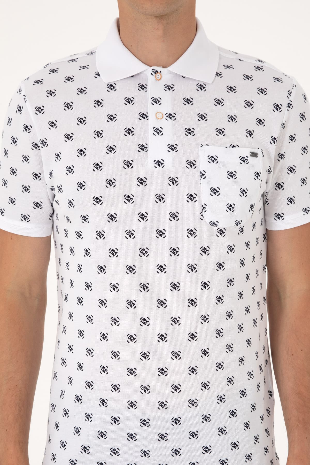 تیشرت مردانه U.S. Polo Assn. فیت معمولی سفید یقه پولو مدل 50300379-VR013 تیشرت مردانه U.S. Polo Assn. فیت معمولی سفید یقه پولو مدل 50300379-VR013