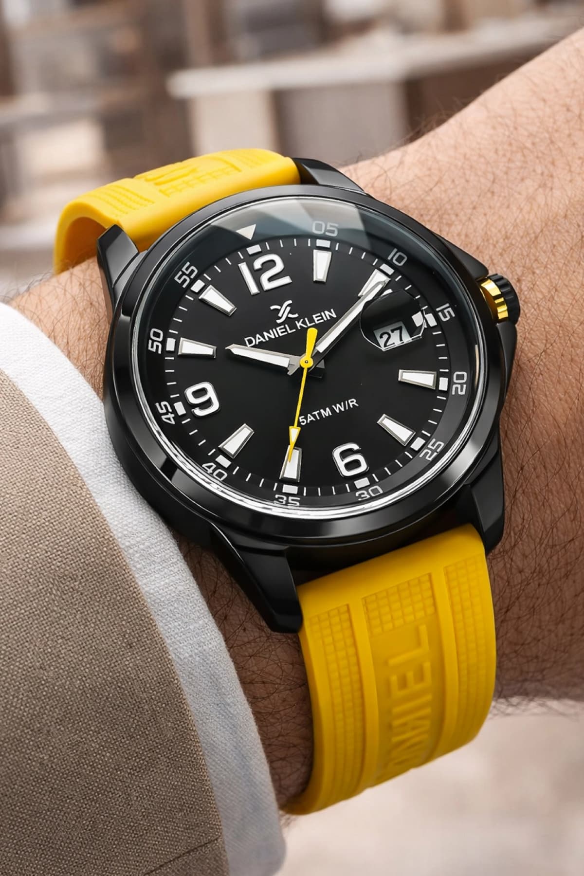 ساعت مچی مردانه Daniel Klein بند سیلیکونی کیس فولادی تقویمدار زرد مدل zmdk1214 ساعت مچی مردانه Daniel Klein بند سیلیکونی کیس فولادی تقویمدار زرد مدل zmdk1214