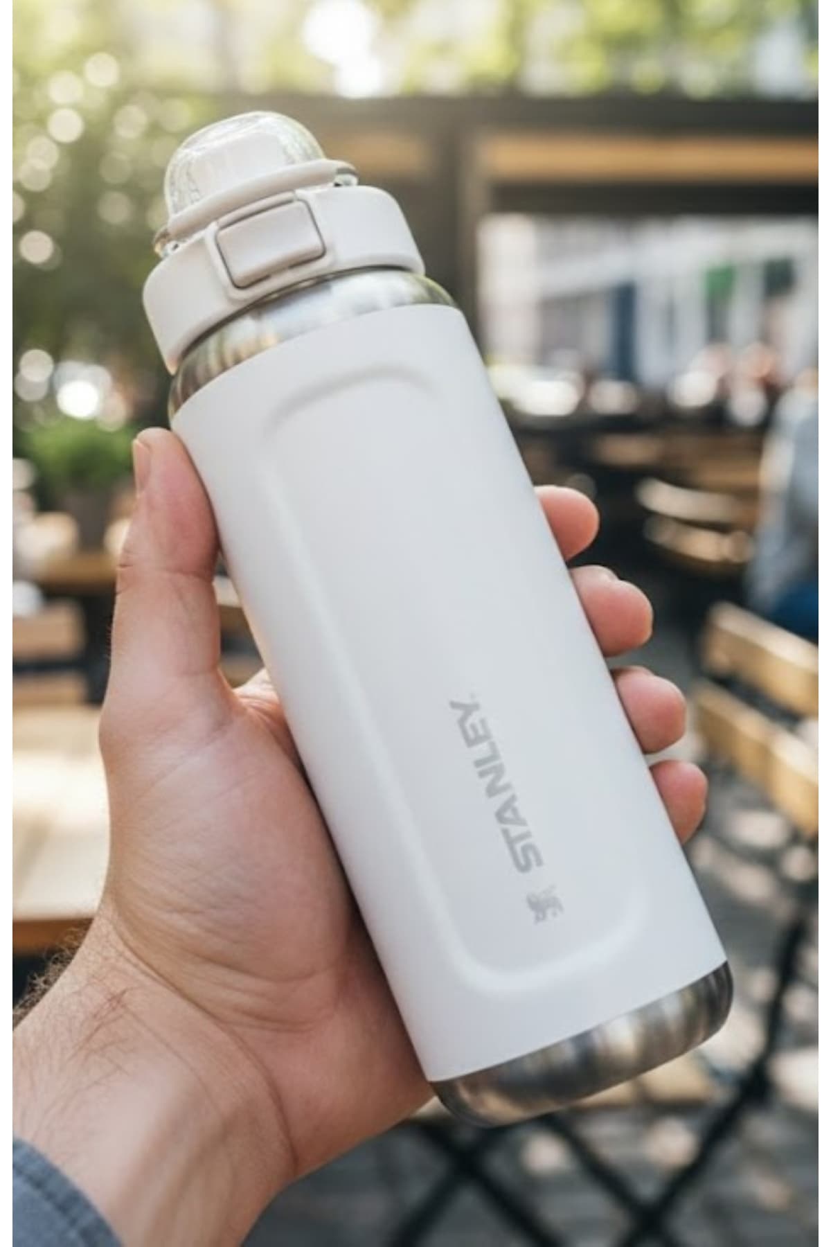 قمقمه Stanley IceFlow Bottle Flip Straw 2.0 0.7L / 24oz کاج خشک قمقمه Stanley IceFlow Bottle Flip Straw 2.0 0.7L / 24oz کاج خشک