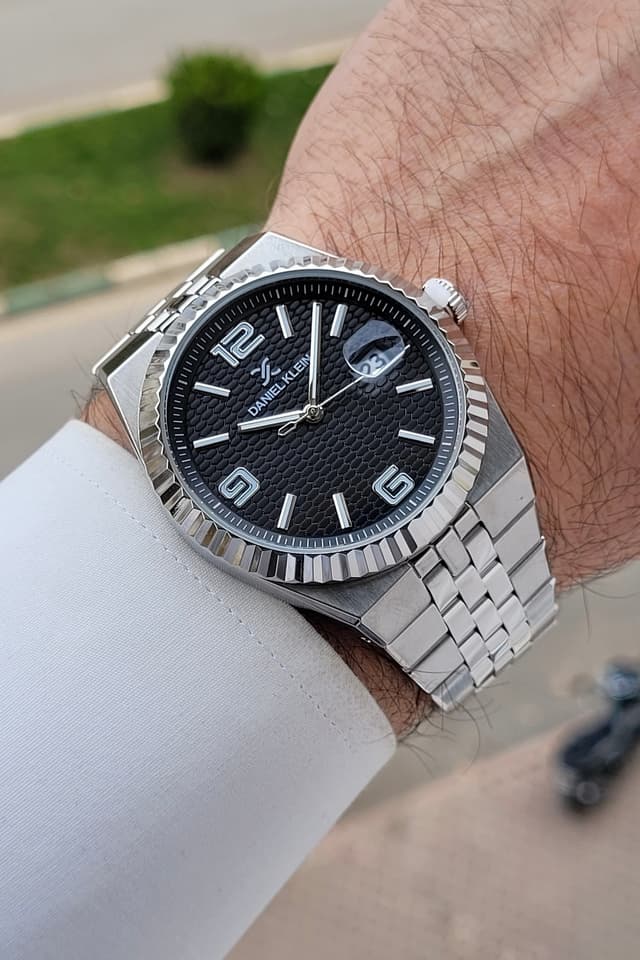 ساعت مچی مردانه Daniel Klein صفحه مشکی بند خاکستری قابل تنظیم 41 mm تقویمدار ساعت مچی مردانه Daniel Klein صفحه مشکی بند خاکستری قابل تنظیم 41 mm تقویمدار