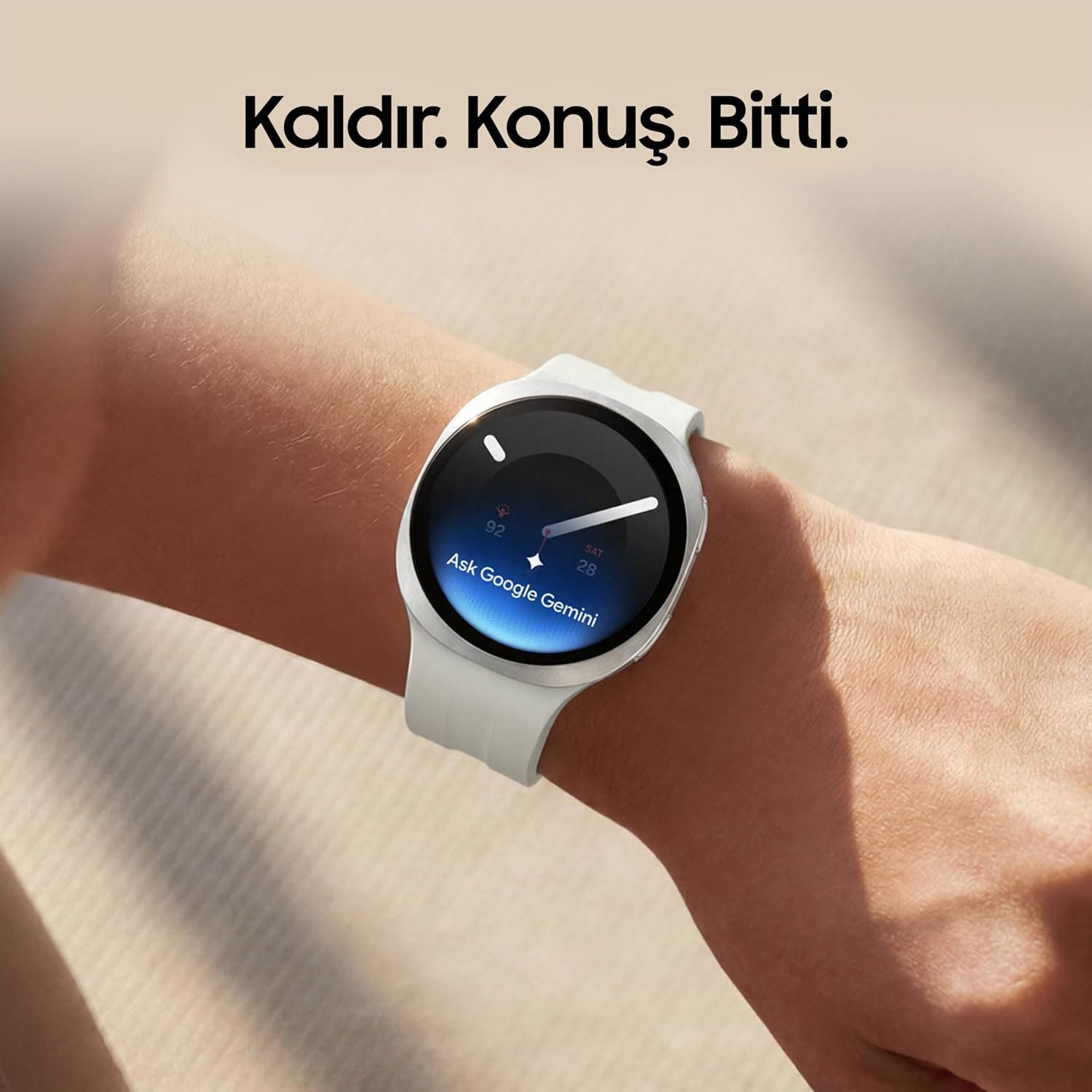 ساعت هوشمند Samsung Galaxy Watch9 نقرهای 44mm با Bluetooth و باتری 445 mAh نسخه ترکیه ساعت هوشمند Samsung Galaxy Watch9 نقرهای 44mm با Bluetooth و باتری 445 mAh نسخه ترکیه