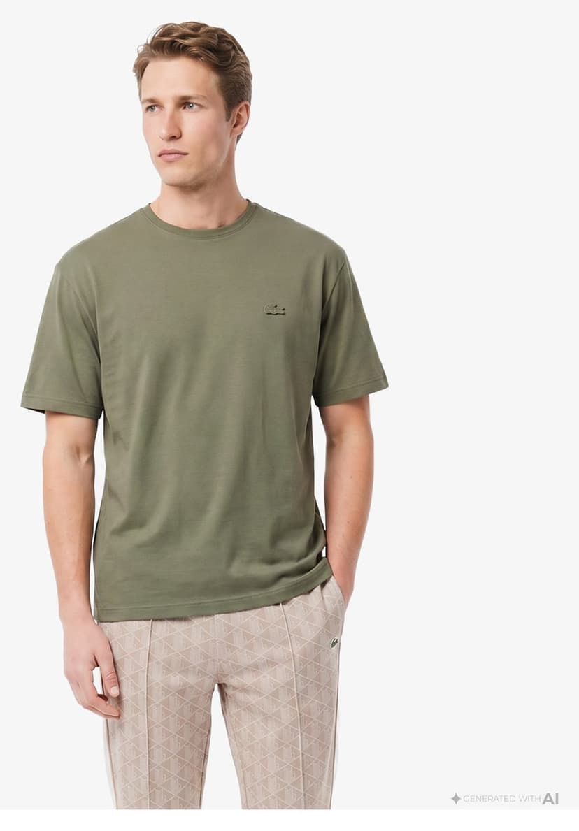تیشرت مردانه Lacoste یقه گرد فیت آزاد رنگ خاکی تیشرت مردانه Lacoste یقه گرد فیت آزاد رنگ خاکی