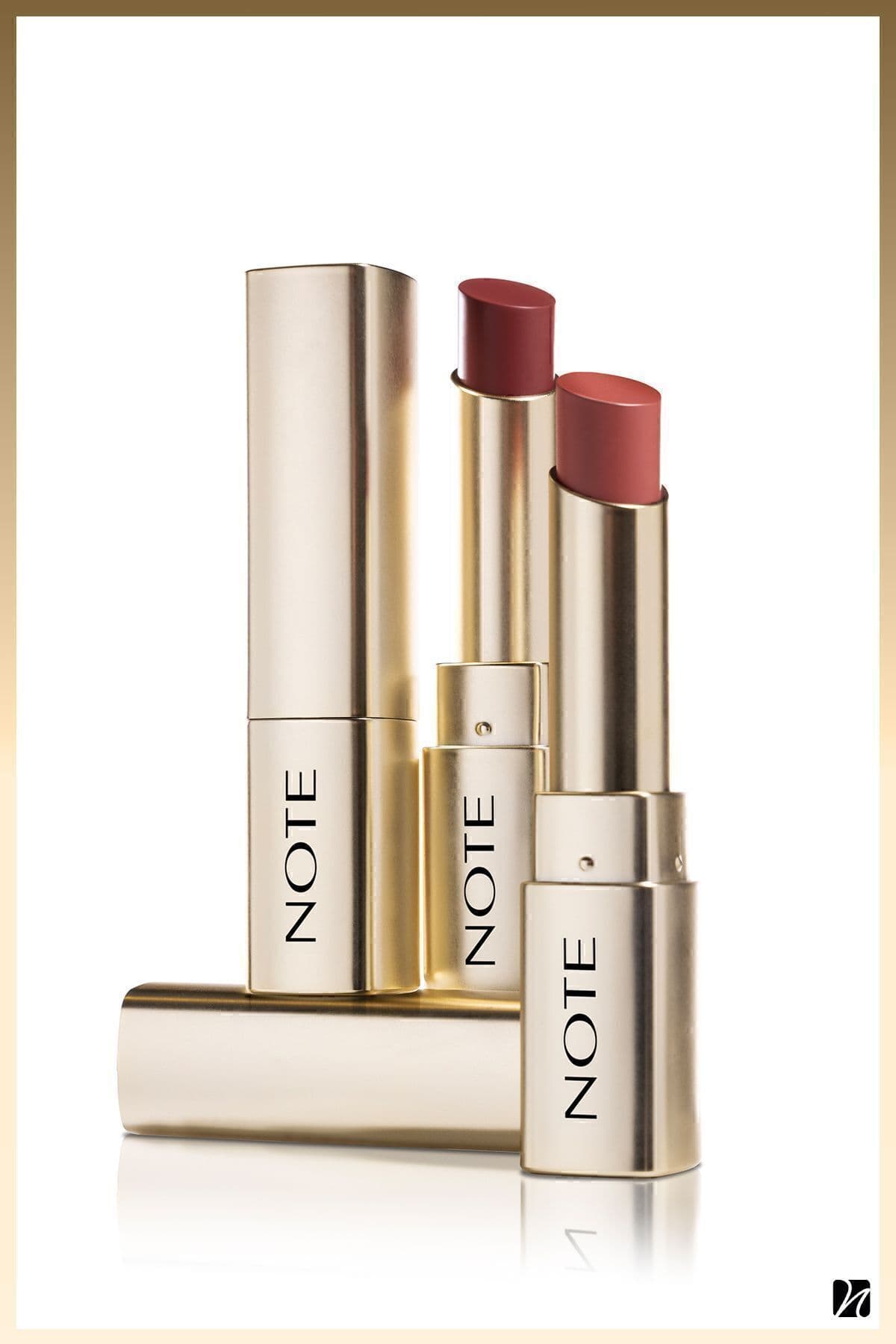 رژ لب براق و مرطوبکننده Note Cosmetics مدل 208 Dreamer صورتی رژ لب براق و مرطوبکننده Note Cosmetics مدل 208 Dreamer صورتی