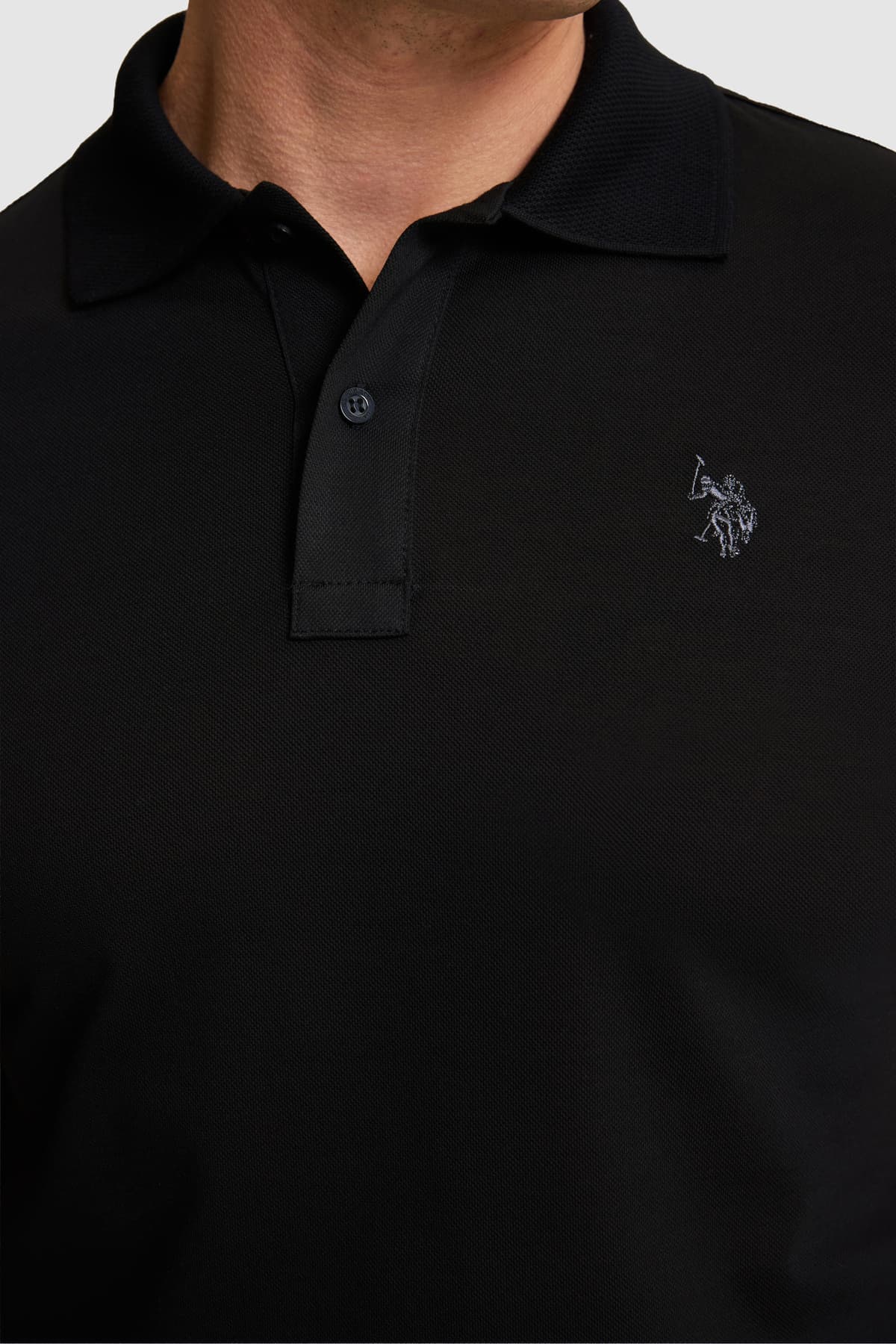 تیشرت مردانه U.S. Polo Assn. ساده مشکی فیت معمولی یقه پولو مدل 50322297-VR046 تیشرت مردانه U.S. Polo Assn. ساده مشکی فیت معمولی یقه پولو مدل 50322297-VR046