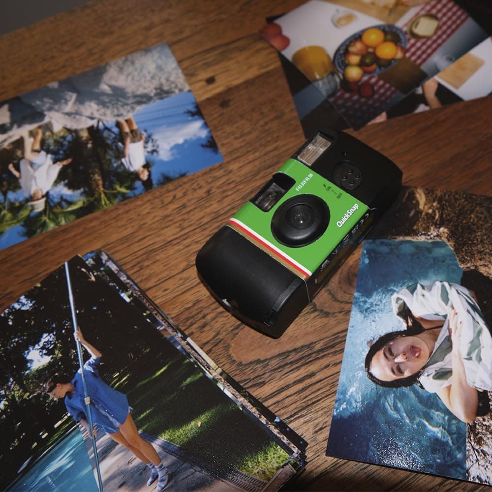 دوربین یکبارمصرف Fujifilm QuickSnap Flash 400 با 27 عکس دوربین یکبارمصرف Fujifilm QuickSnap Flash 400 با 27 عکس