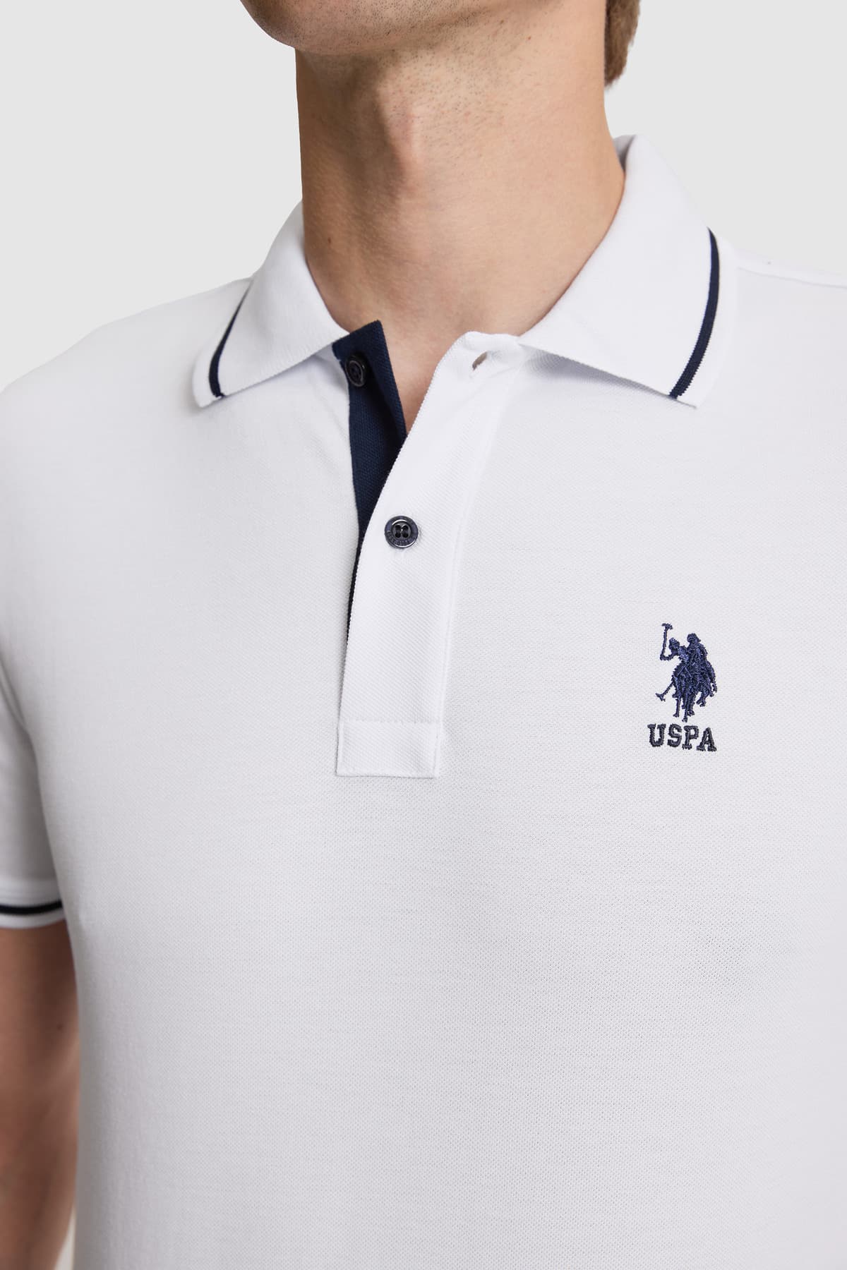 تیشرت مردانه یقهپولو U.S. Polo Assn. سفید فیت اسلیم مدل 50326975-VR013 تیشرت مردانه یقهپولو U.S. Polo Assn. سفید فیت اسلیم مدل 50326975-VR013