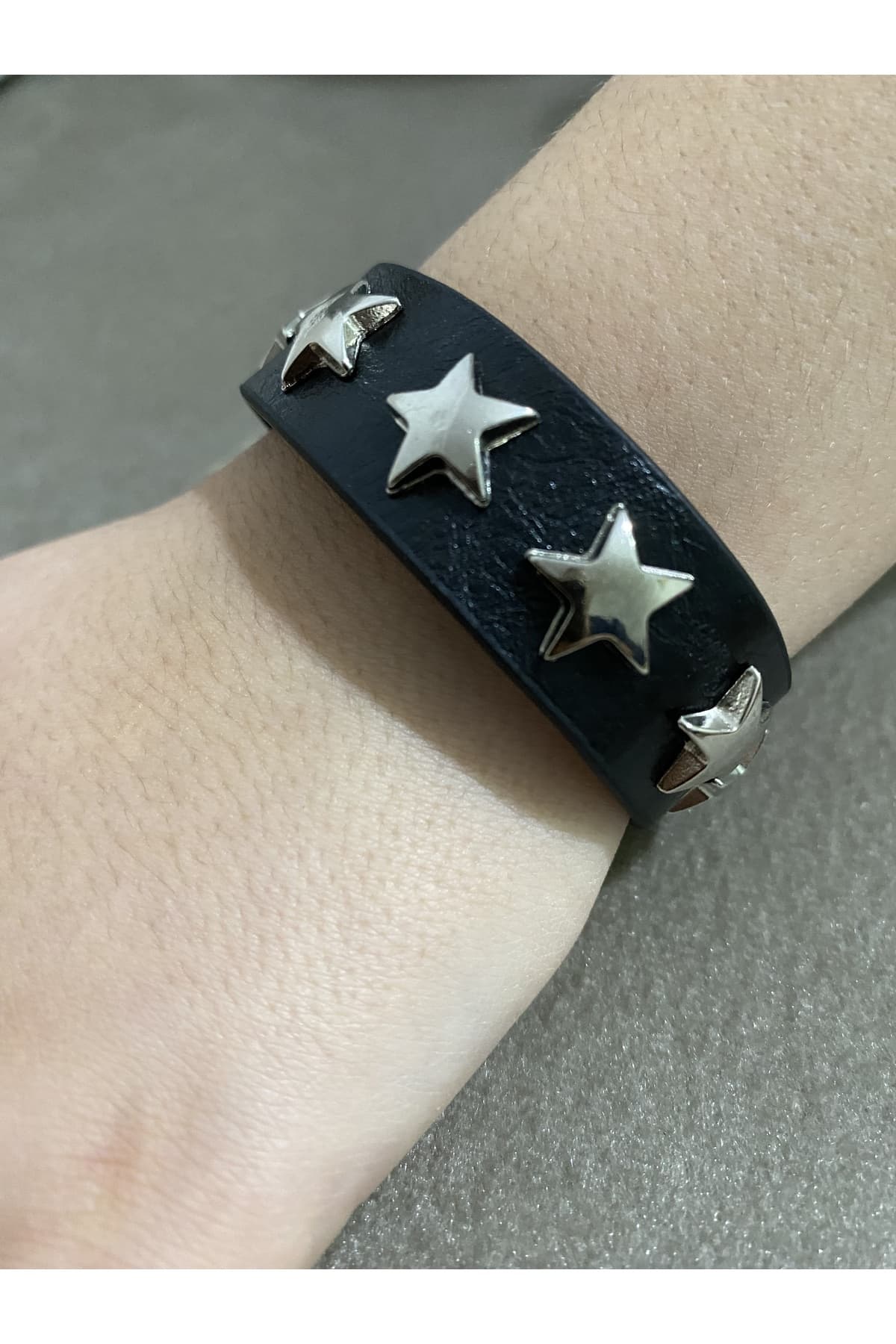 دستبند زنانه Aksabeltchokers گوتیک متال آویز ستارهدار 2cm تک سایز 20cm دستبند زنانه Aksabeltchokers گوتیک متال آویز ستارهدار 2cm تک سایز 20cm