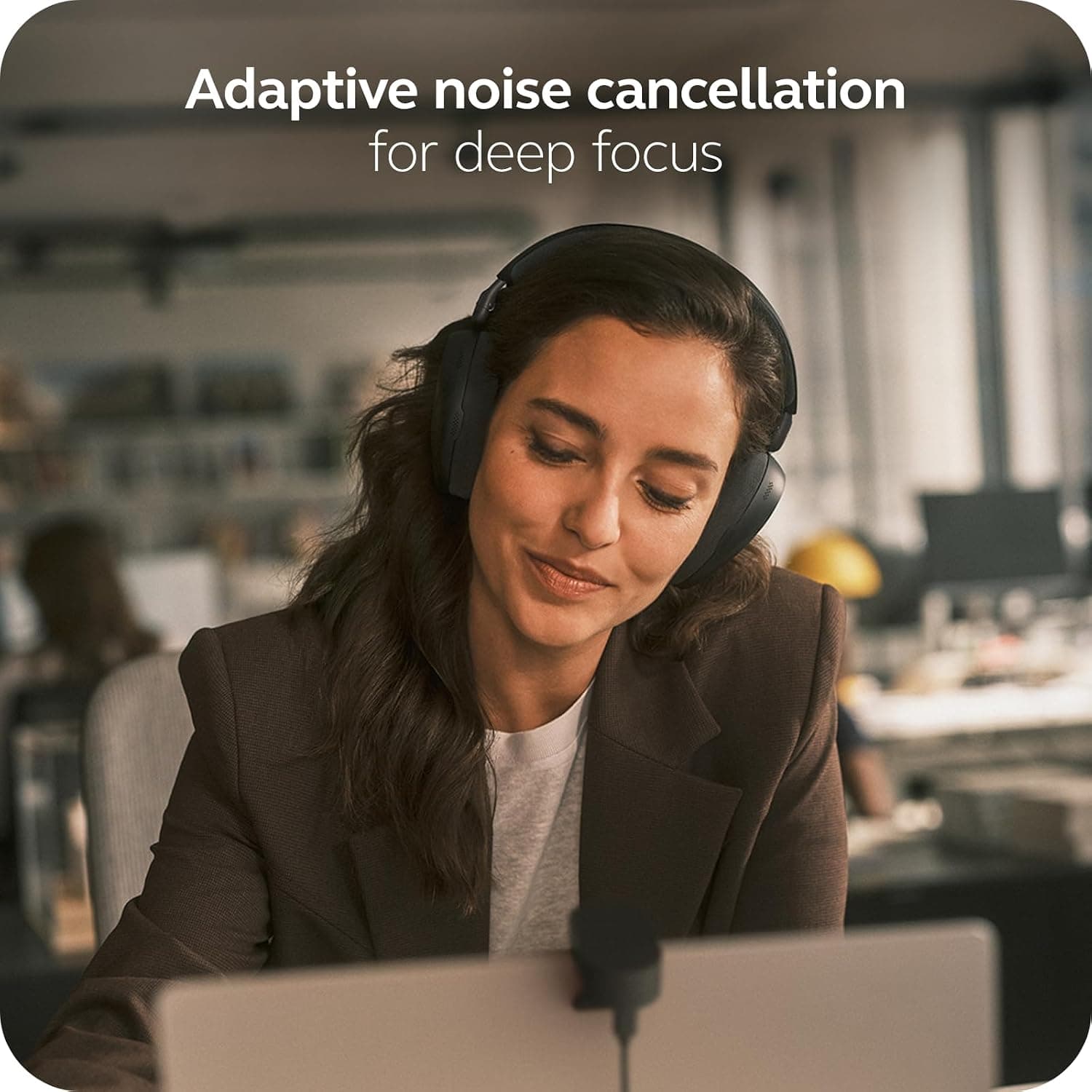 هدست بیسیم Jabra مدل Evolve3 85 همراه Link 390c مشکی با حذف نویز فعال هدست بیسیم Jabra مدل Evolve3 85 همراه Link 390c مشکی با حذف نویز فعال