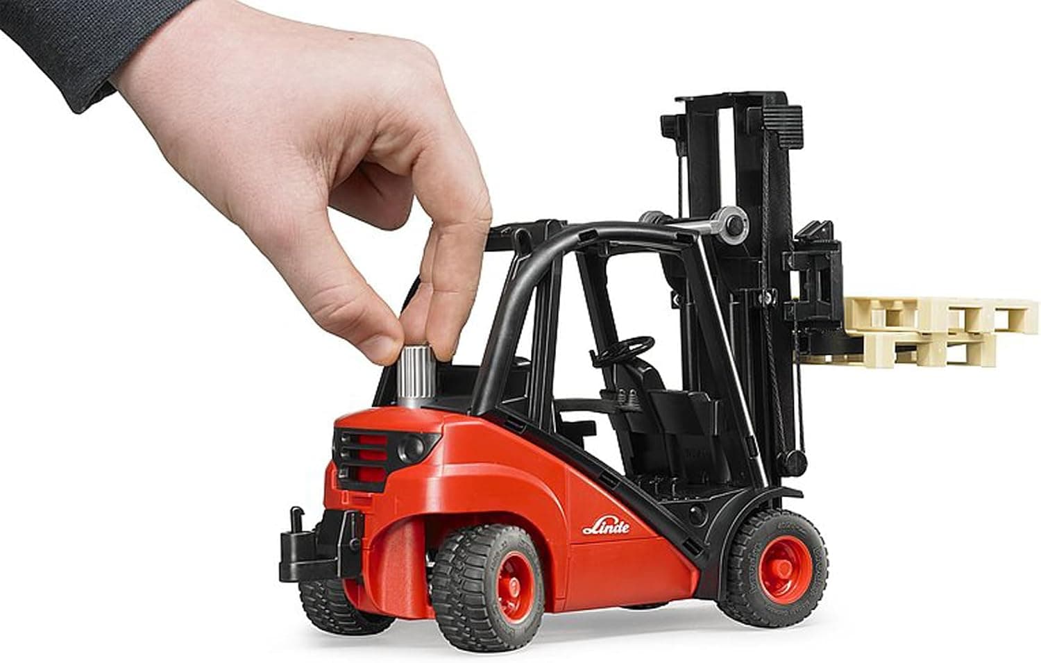 ماکت لیفتراک Linde ساخت Bruder با مقیاس ماکت لیفتراک Linde ساخت Bruder با مقیاس