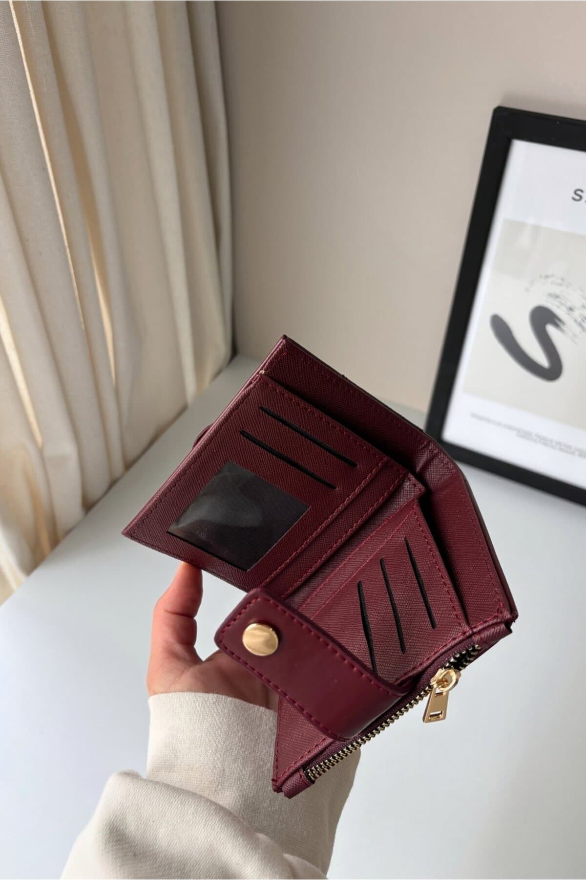 کیف پول پسرانه Yuka Atelier چرم مصنوعی کارتخور جداشونده مدل Ela کیف پول پسرانه Yuka Atelier چرم مصنوعی کارتخور جداشونده مدل Ela