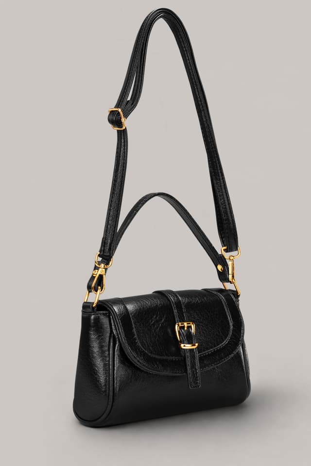 کیف دوشی و دستی زنانه Housebags مشکی وینتیج Everyday Satchel با جزئیات فلزی طلایی کیف دوشی و دستی زنانه Housebags مشکی وینتیج Everyday Satchel با جزئیات فلزی طلایی