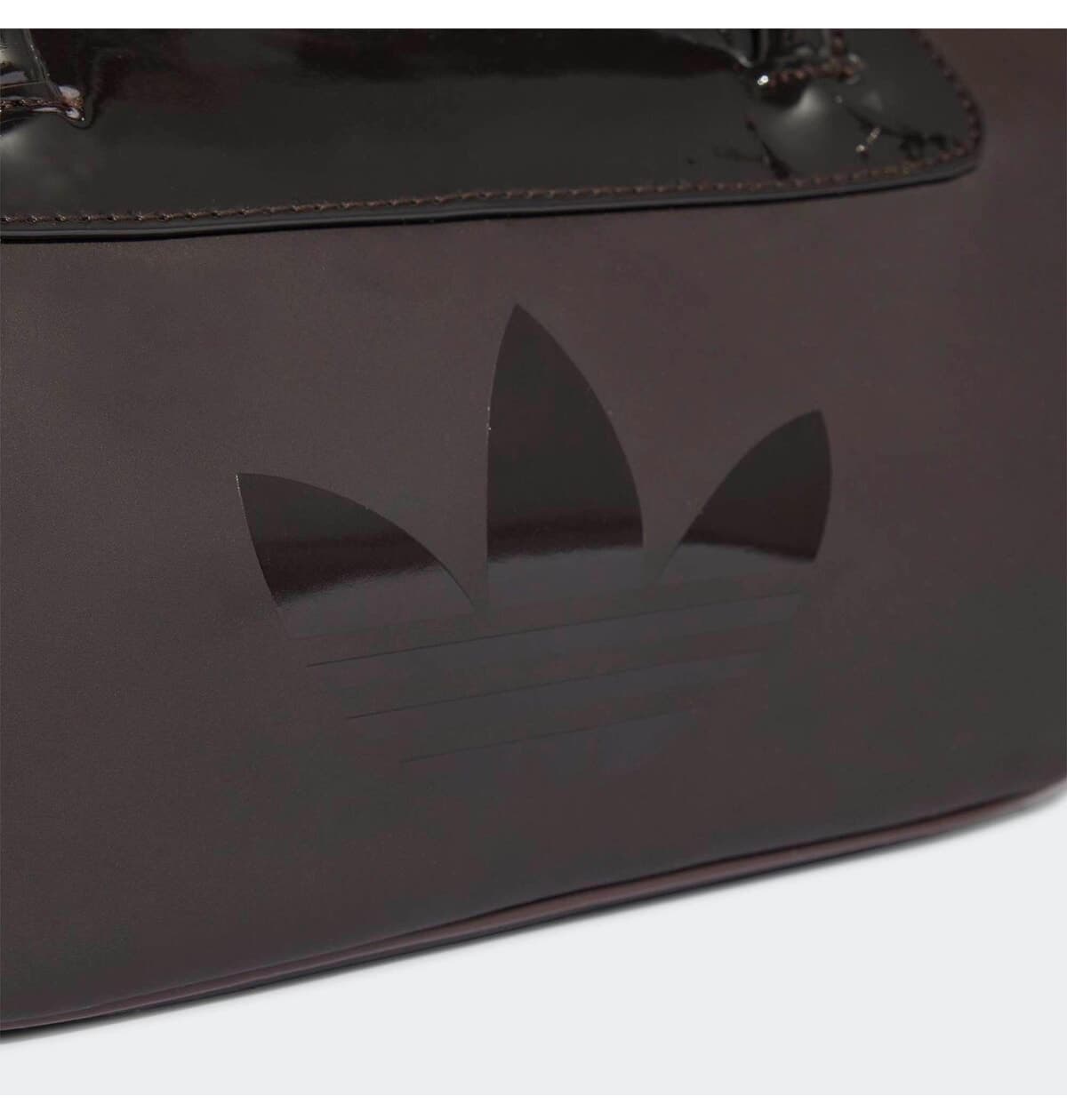کیف دوشی زنانه adidas Adicolor Bowling قهوهای مدل KR6768 کیف دوشی زنانه adidas Adicolor Bowling قهوهای مدل KR6768