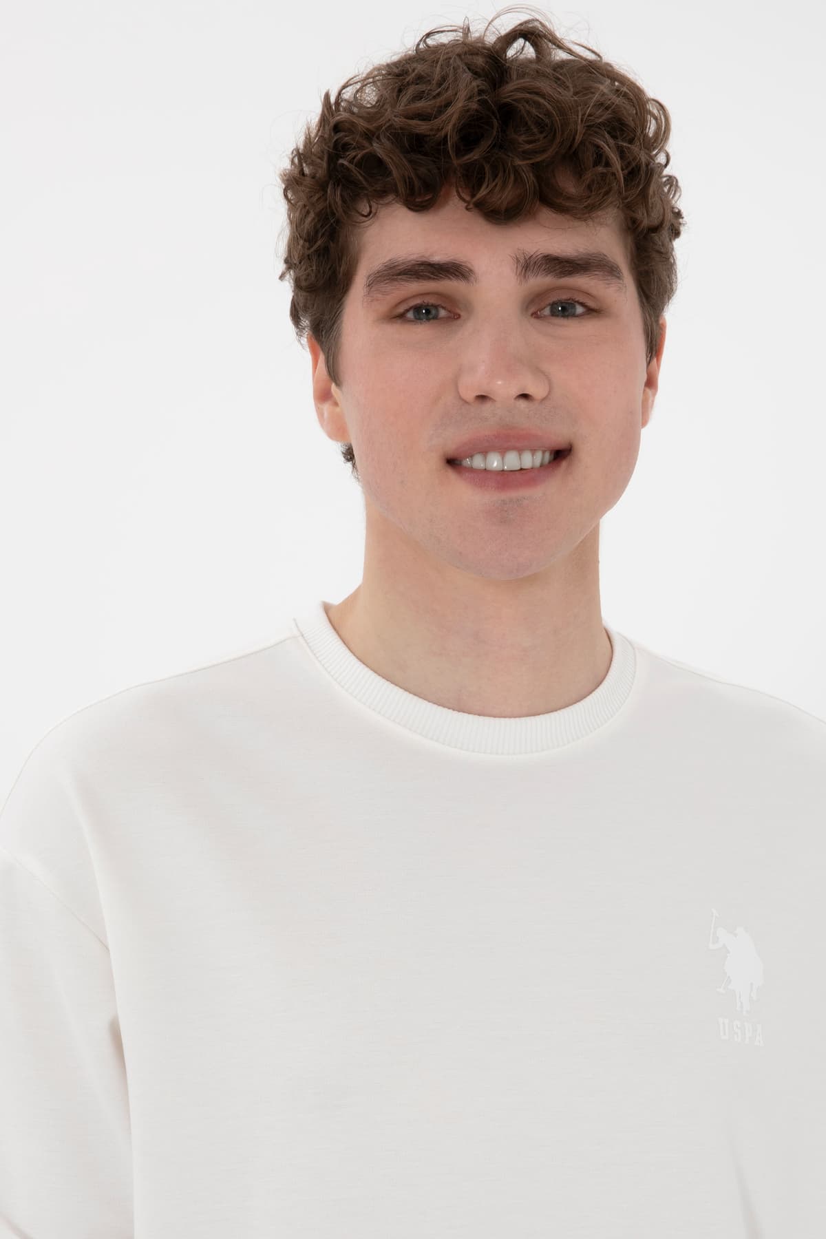 سویشرت مردانه سفید U.S. Polo Assn. مدل 50300048-VR184 سویشرت مردانه سفید U.S. Polo Assn. مدل 50300048-VR184