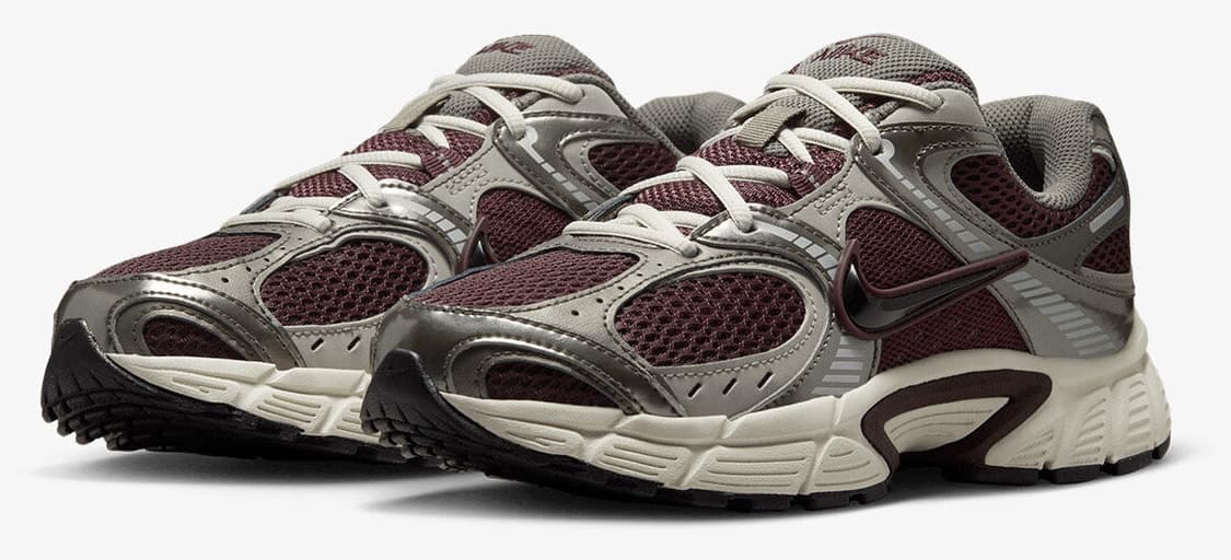 کفش ورزشی زنانه Nike مدل V5 RNR HQ7901-602 کفش ورزشی زنانه Nike مدل V5 RNR HQ7901-602