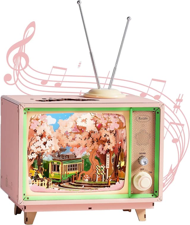 پازل سه بعدی چوبی Rolife Anime Sakura Tram TV با تراموای متحرک و LED، 283 قطعه پازل سه بعدی چوبی Rolife Anime Sakura Tram TV با تراموای متحرک و LED، 283 قطعه