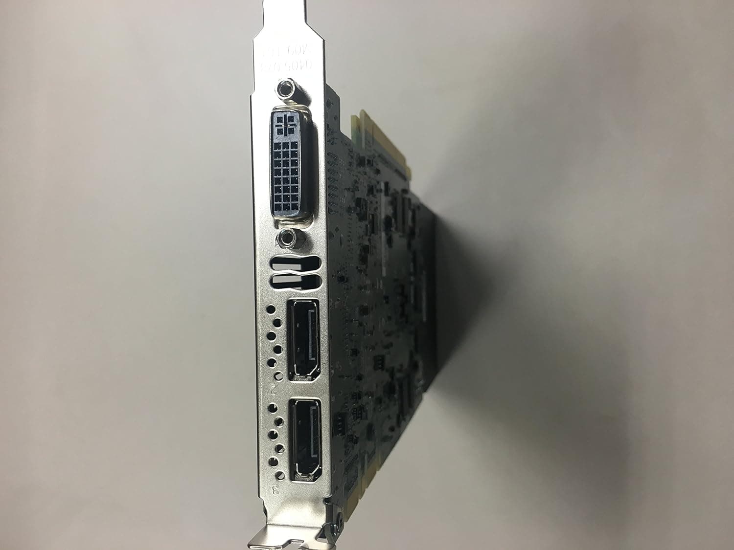 کارت گرافیک NVIDIA PNY مدل VCQK4200-PB کارت گرافیک NVIDIA PNY مدل VCQK4200-PB