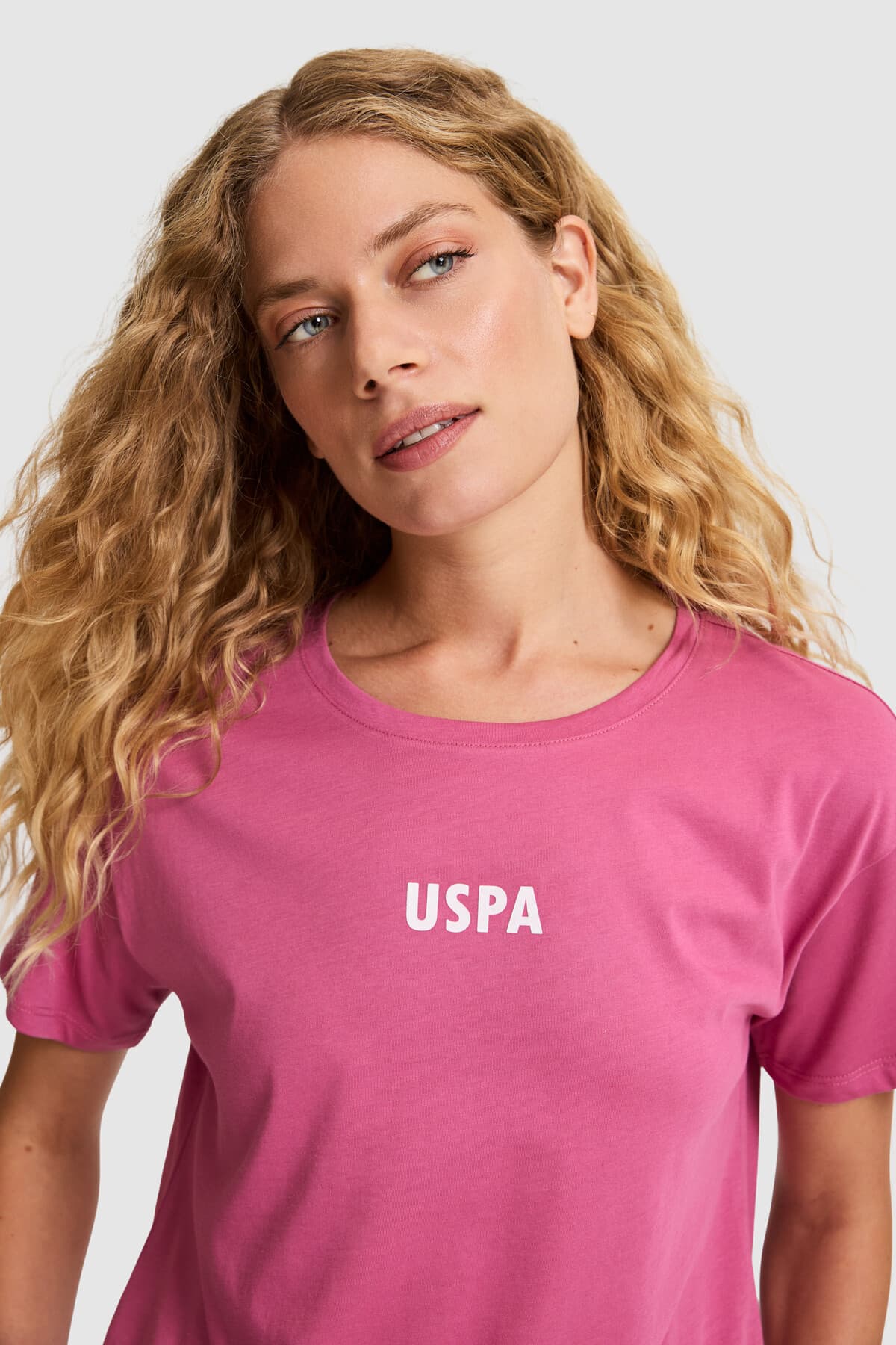 تیشرت زنانه یقهگرد U.S. Polo Assn. فوچیا مدل 50323530-VR023 تیشرت زنانه یقهگرد U.S. Polo Assn. فوچیا مدل 50323530-VR023