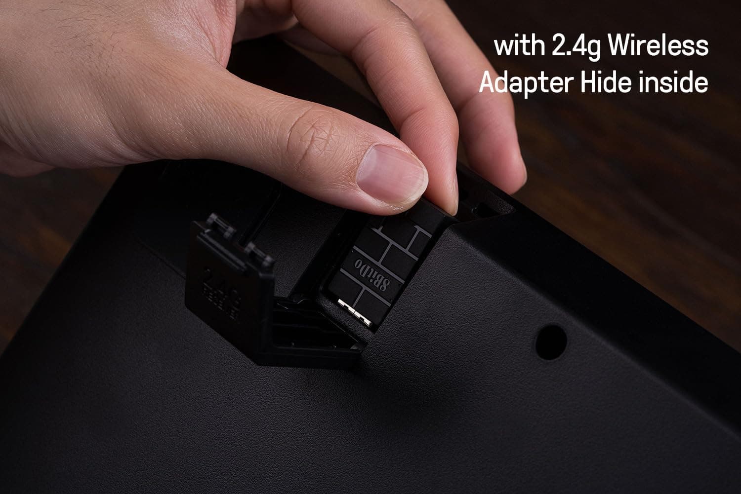 دسته بازی آرکید بیسیم 8BitDo با جک صوتی 3.5mm، دکمه قطع میکروفون و نگاشت جویاستیک برای Xbox Series X|S، Xbox One و Windows 10 مدل مشکی دسته بازی آرکید بیسیم 8BitDo با جک صوتی 3.5mm، دکمه قطع میکروفون و نگاشت جویاستیک برای Xbox Series X|S، Xbox One و Windows 10 مدل مشکی
