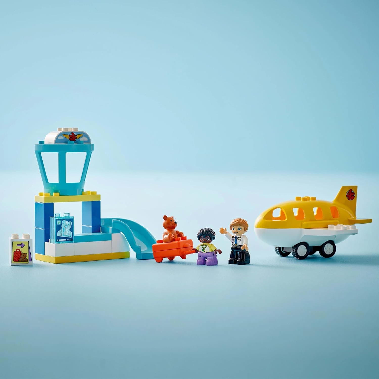 لگو 10443 DUPLO Town با تجربه اولین فرودگاه لگو 10443 DUPLO Town با تجربه اولین فرودگاه
